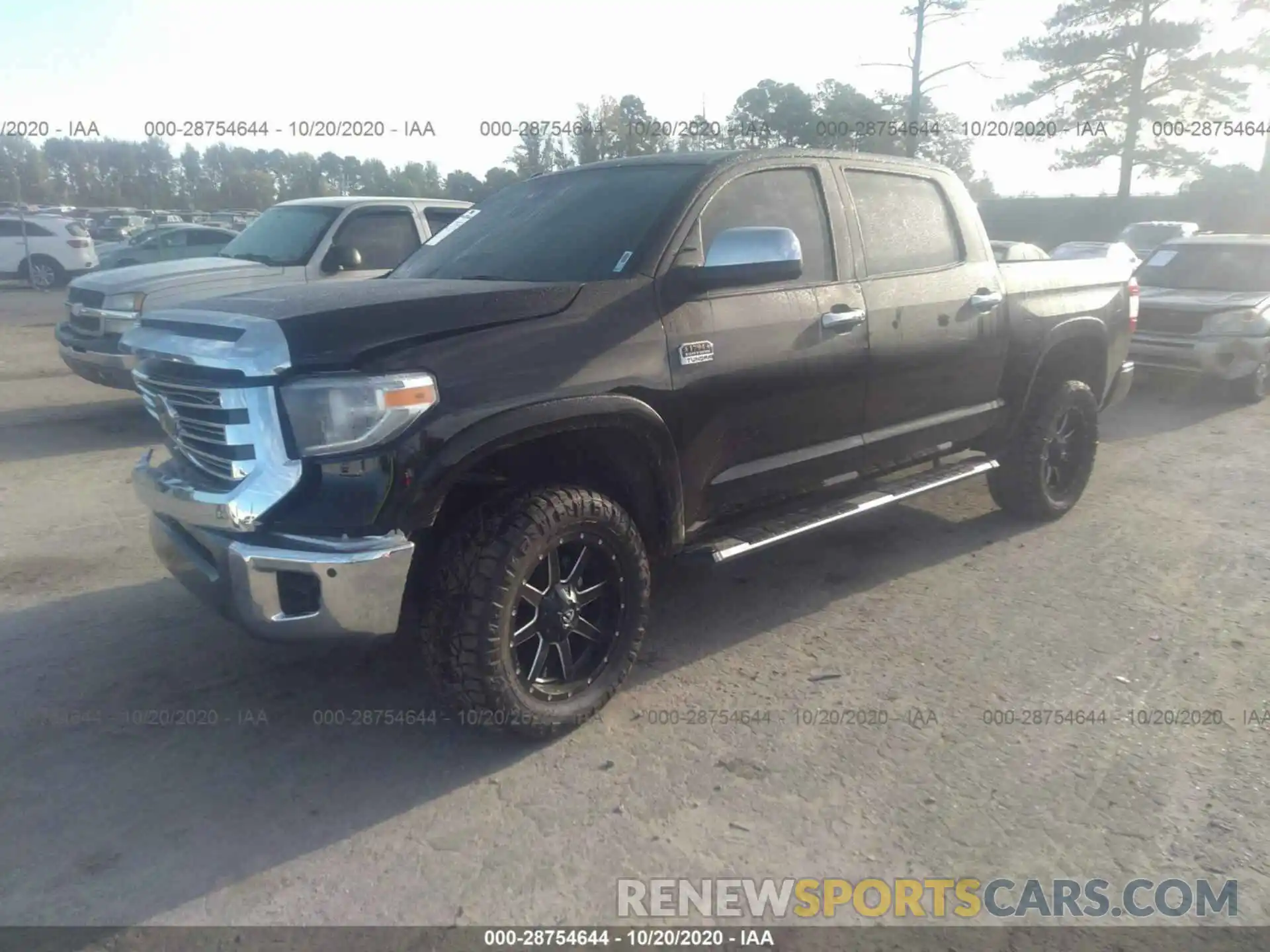 2 Photograph of a damaged car 5TFAY5F18KX863052 TOYOTA TUNDRA 4WD 2019