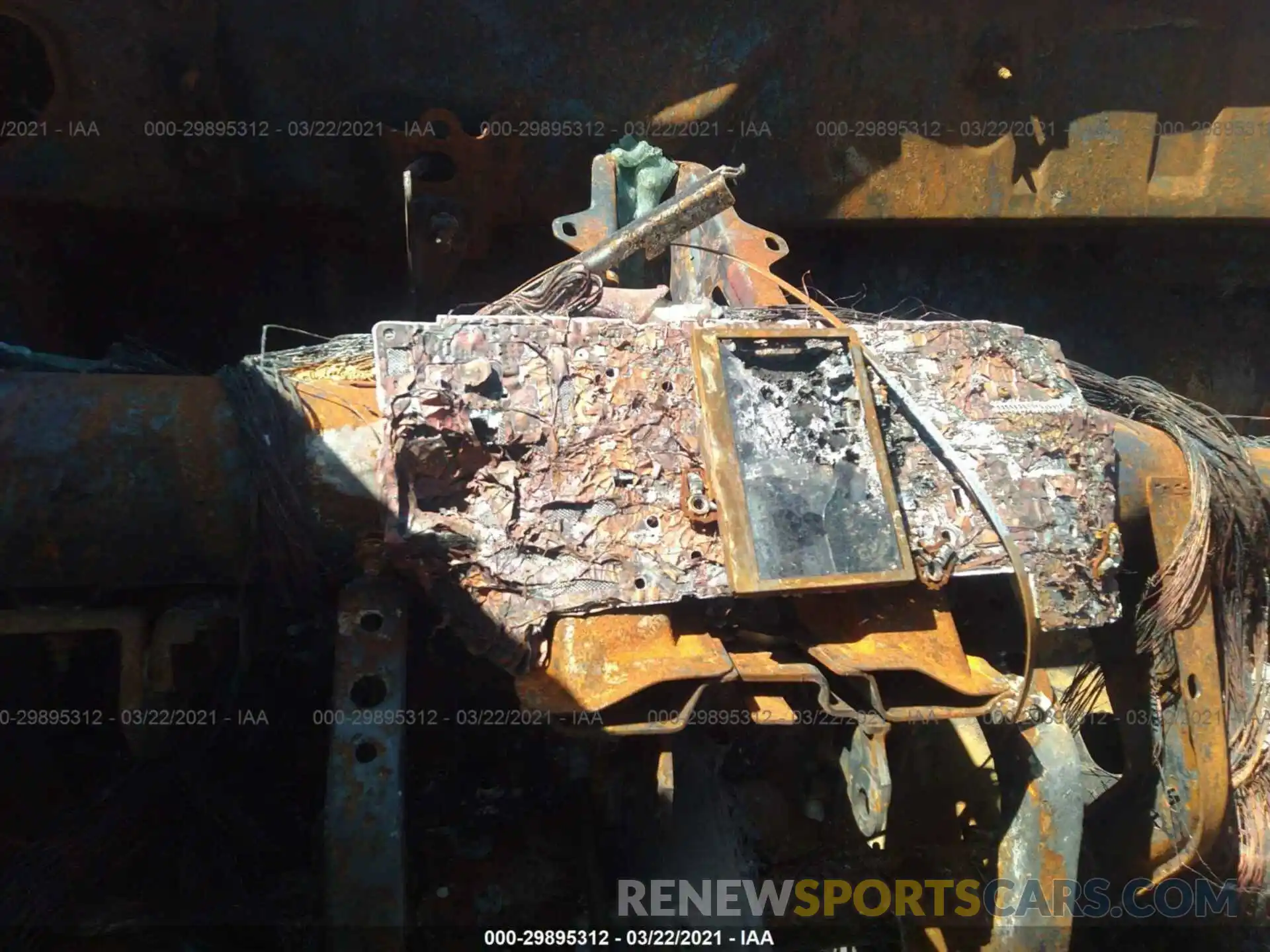 7 Photograph of a damaged car 5TFAY5F19KX780231 TOYOTA TUNDRA 4WD 2019