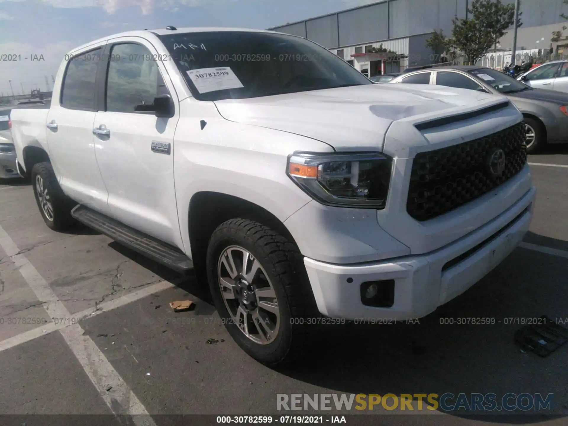 1 Photograph of a damaged car 5TFAY5F19KX786241 TOYOTA TUNDRA 4WD 2019