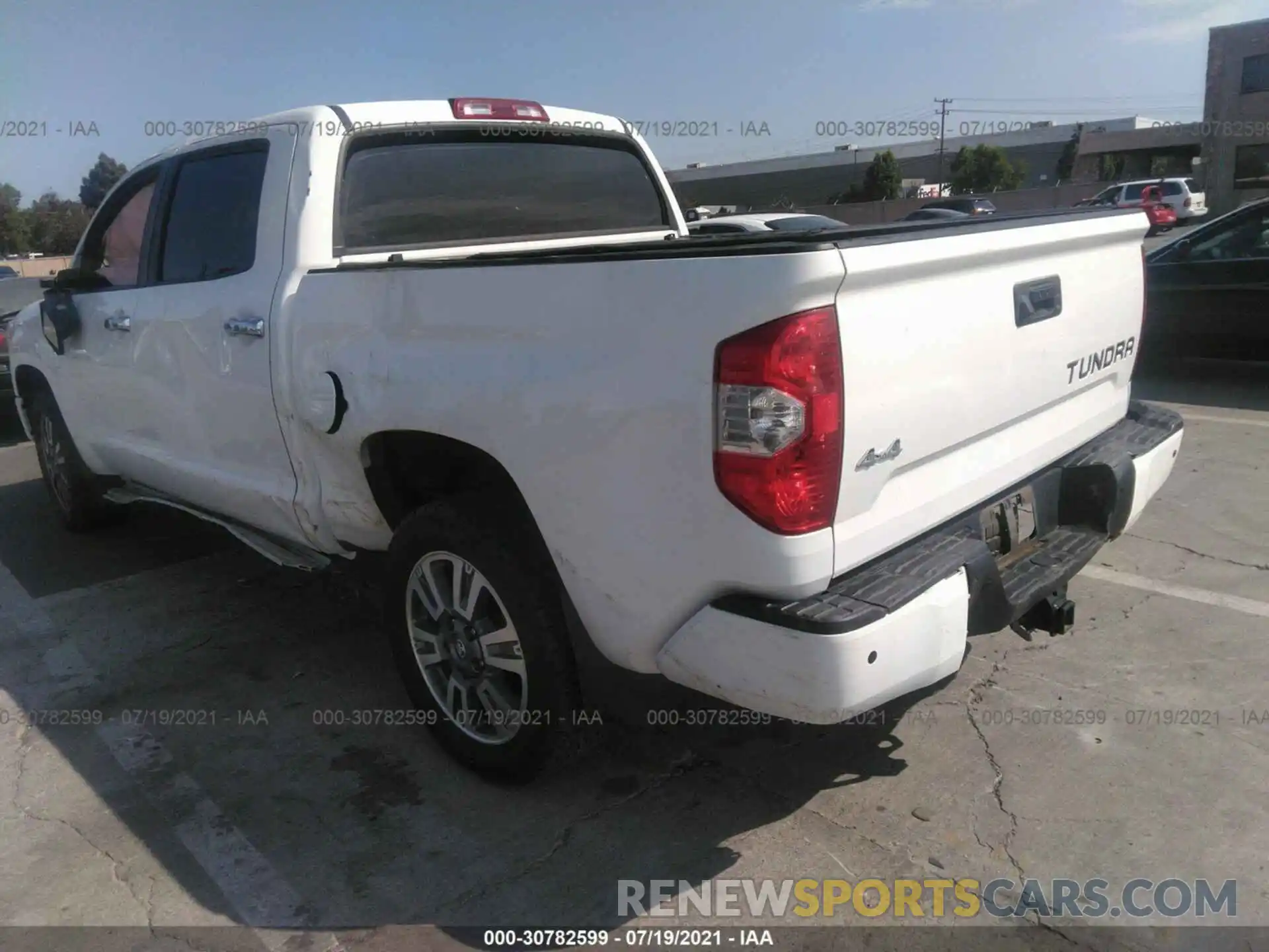 3 Photograph of a damaged car 5TFAY5F19KX786241 TOYOTA TUNDRA 4WD 2019