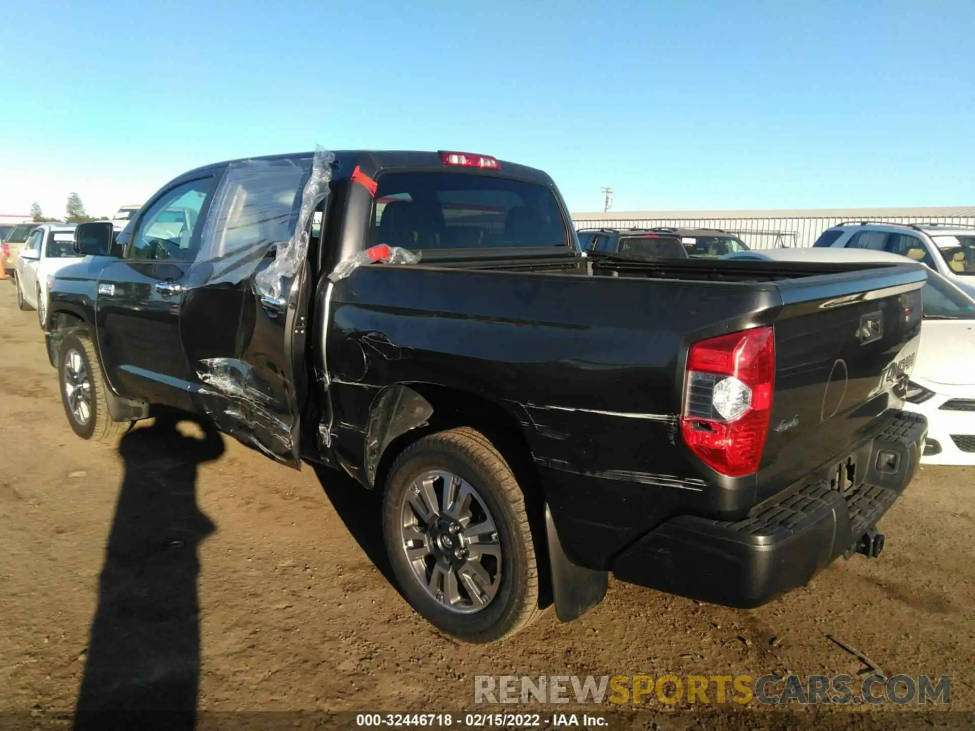 3 Photograph of a damaged car 5TFAY5F19KX822753 TOYOTA TUNDRA 4WD 2019