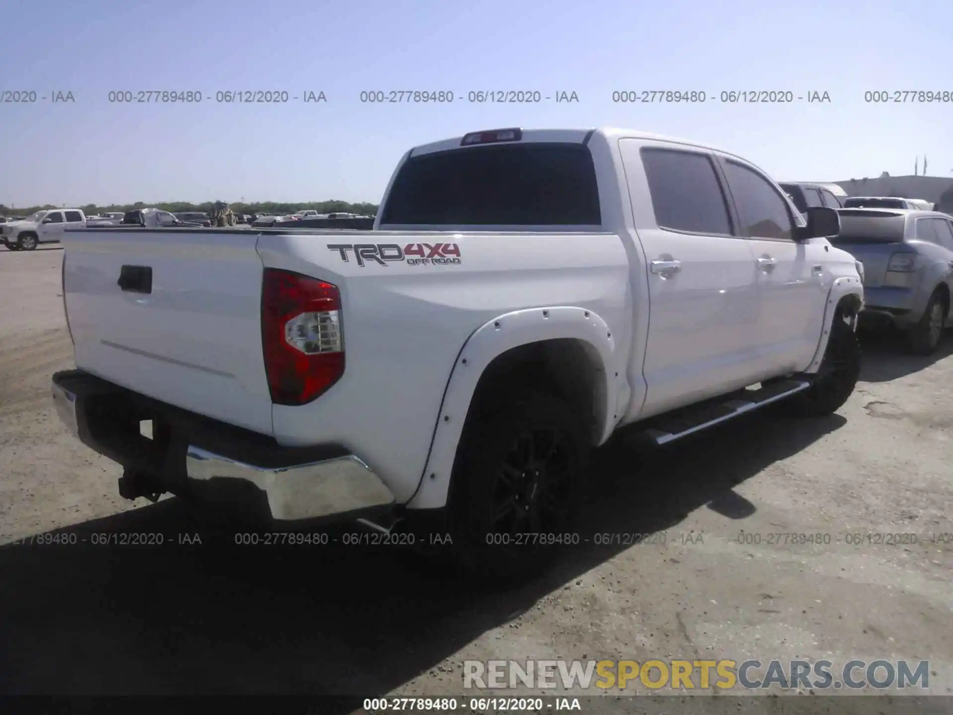 4 Photograph of a damaged car 5TFAY5F1XKX833373 TOYOTA TUNDRA 4WD 2019