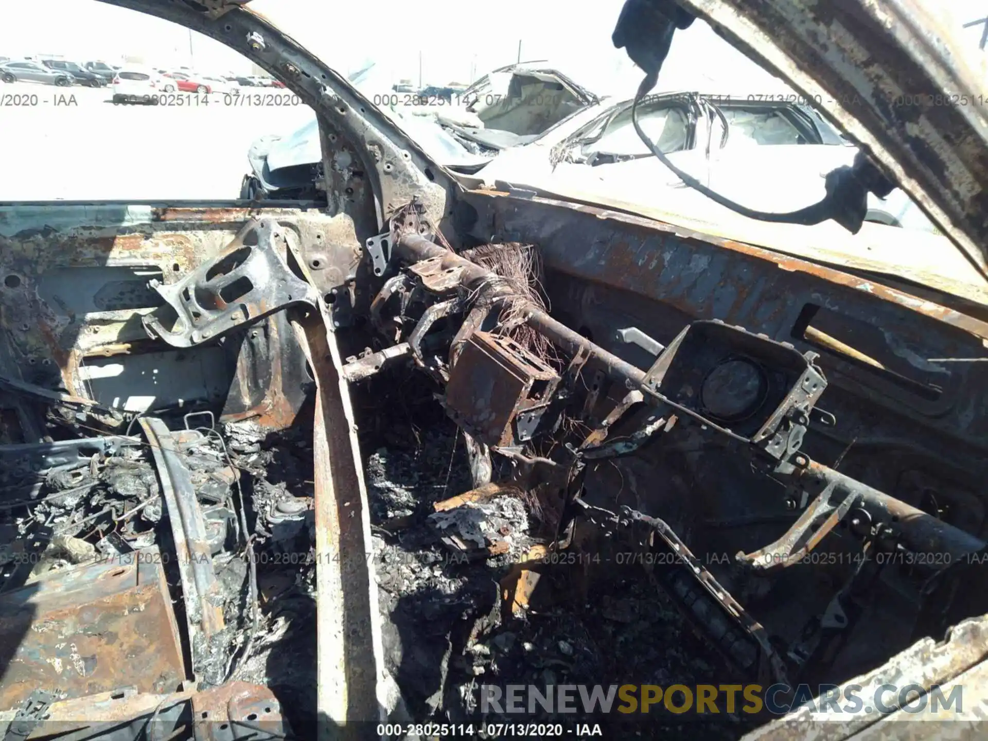 5 Photograph of a damaged car 5TFAY5F1XKX859245 TOYOTA TUNDRA 4WD 2019