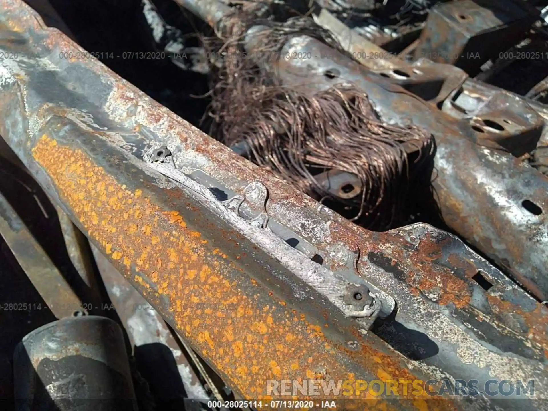 9 Photograph of a damaged car 5TFAY5F1XKX859245 TOYOTA TUNDRA 4WD 2019