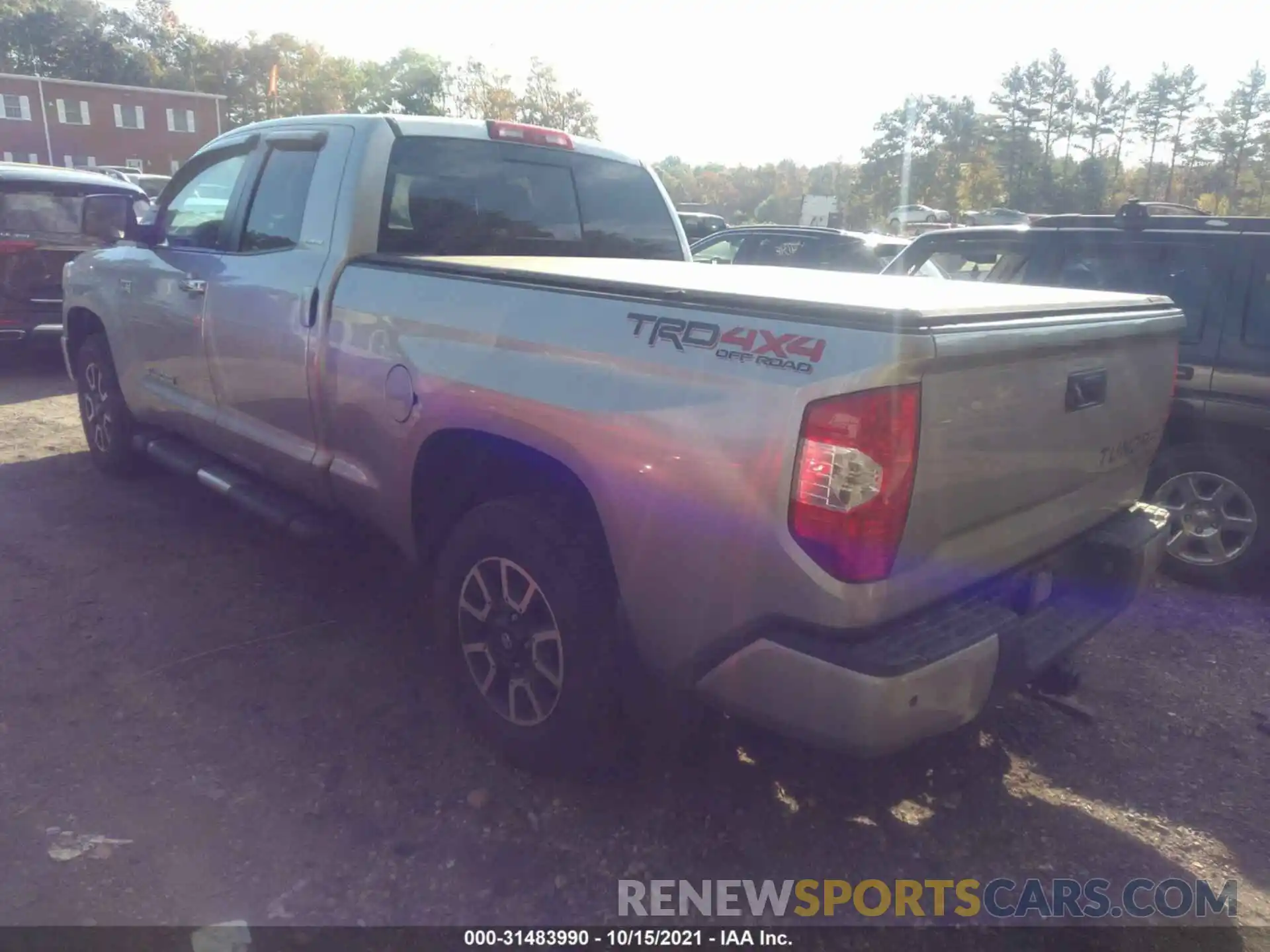 3 Photograph of a damaged car 5TFBY5F10KX824962 TOYOTA TUNDRA 4WD 2019