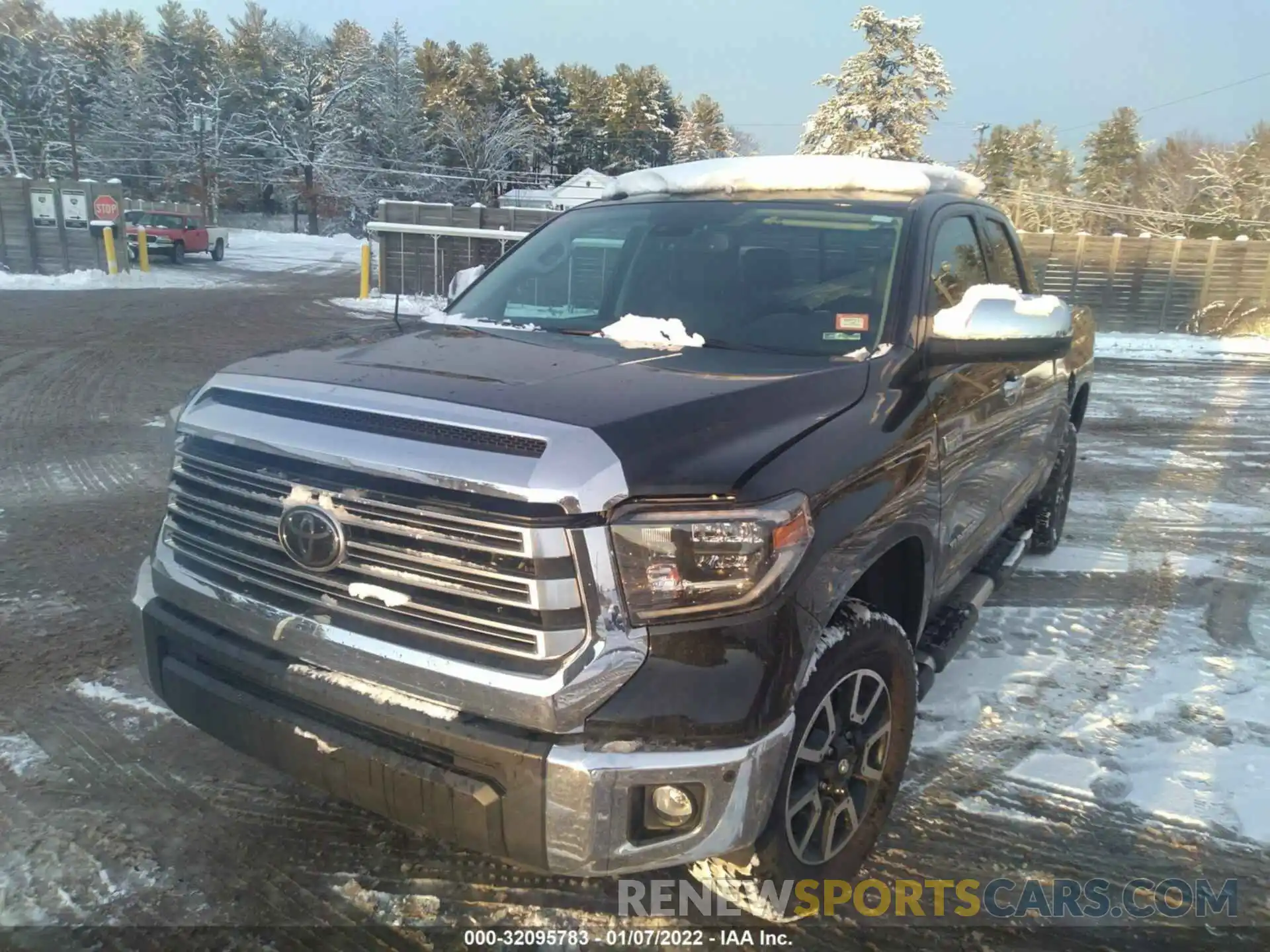 2 Photograph of a damaged car 5TFBY5F15KX782773 TOYOTA TUNDRA 4WD 2019