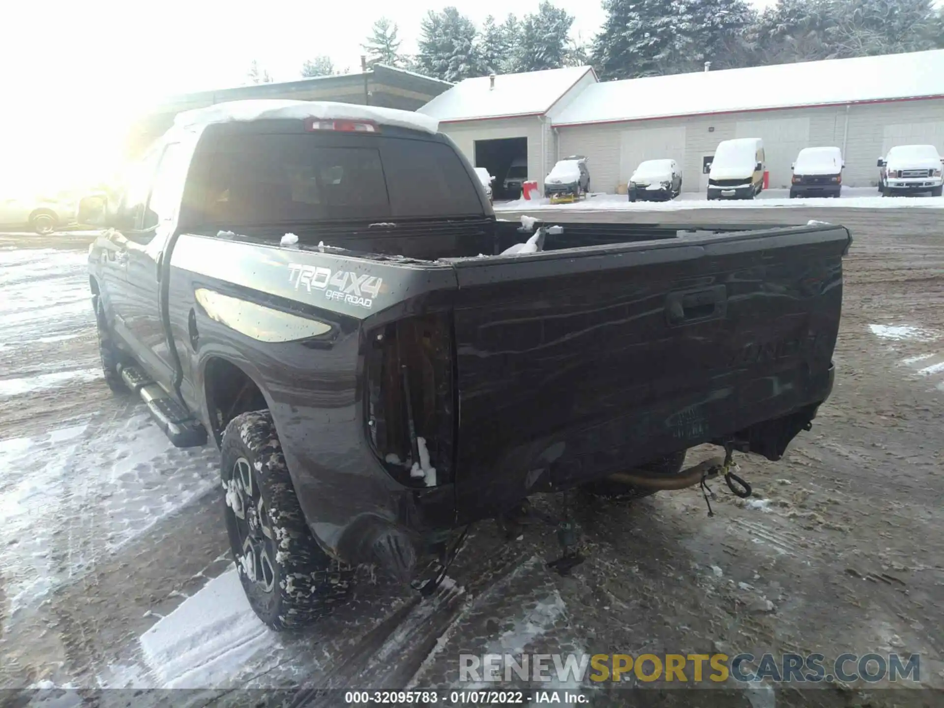 3 Photograph of a damaged car 5TFBY5F15KX782773 TOYOTA TUNDRA 4WD 2019