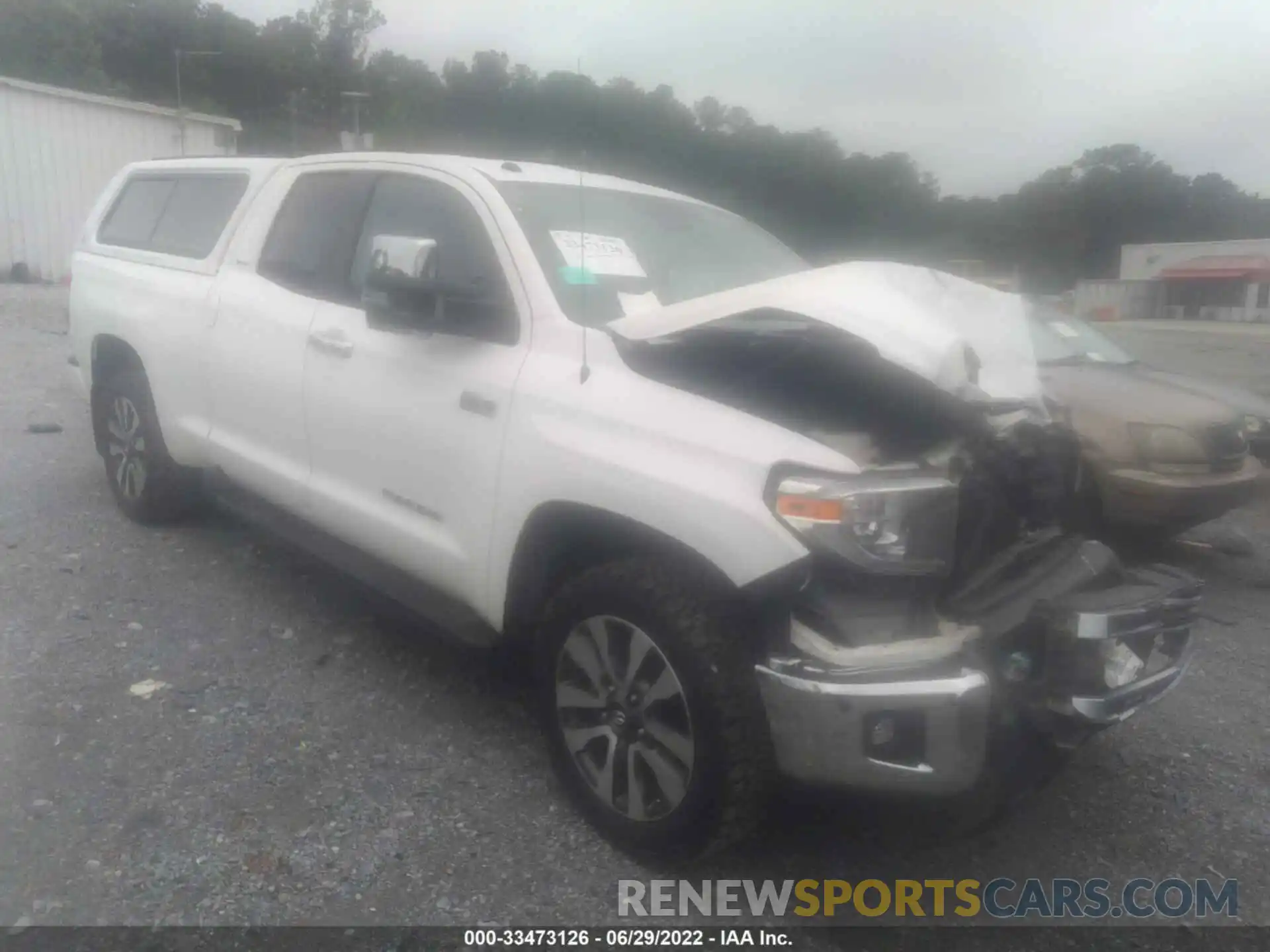 1 Photograph of a damaged car 5TFBY5F16KX792597 TOYOTA TUNDRA 4WD 2019