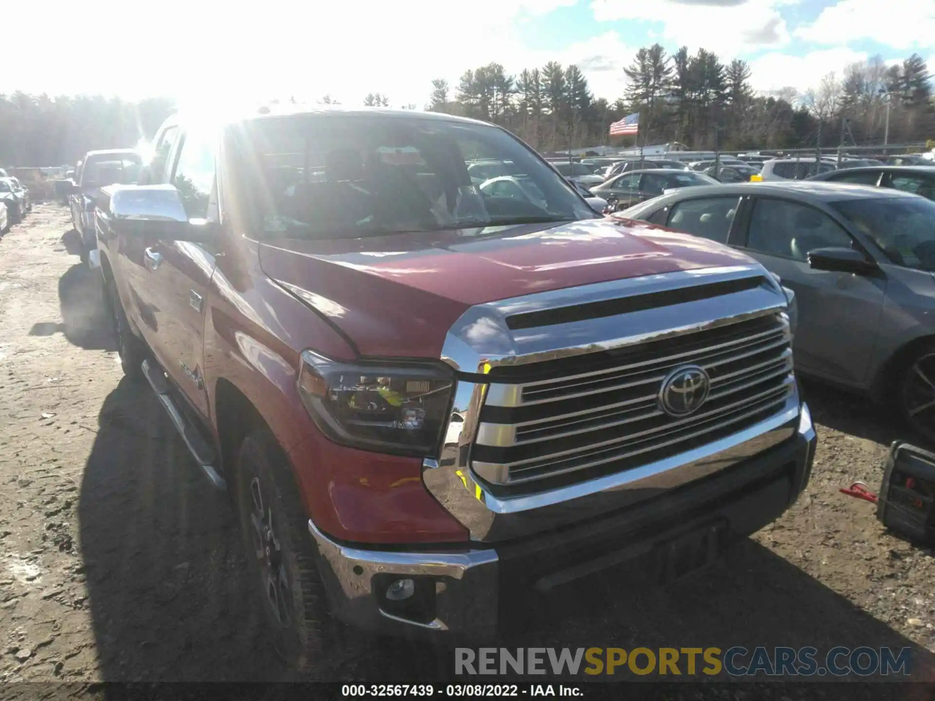 1 Photograph of a damaged car 5TFBY5F17KX782368 TOYOTA TUNDRA 4WD 2019