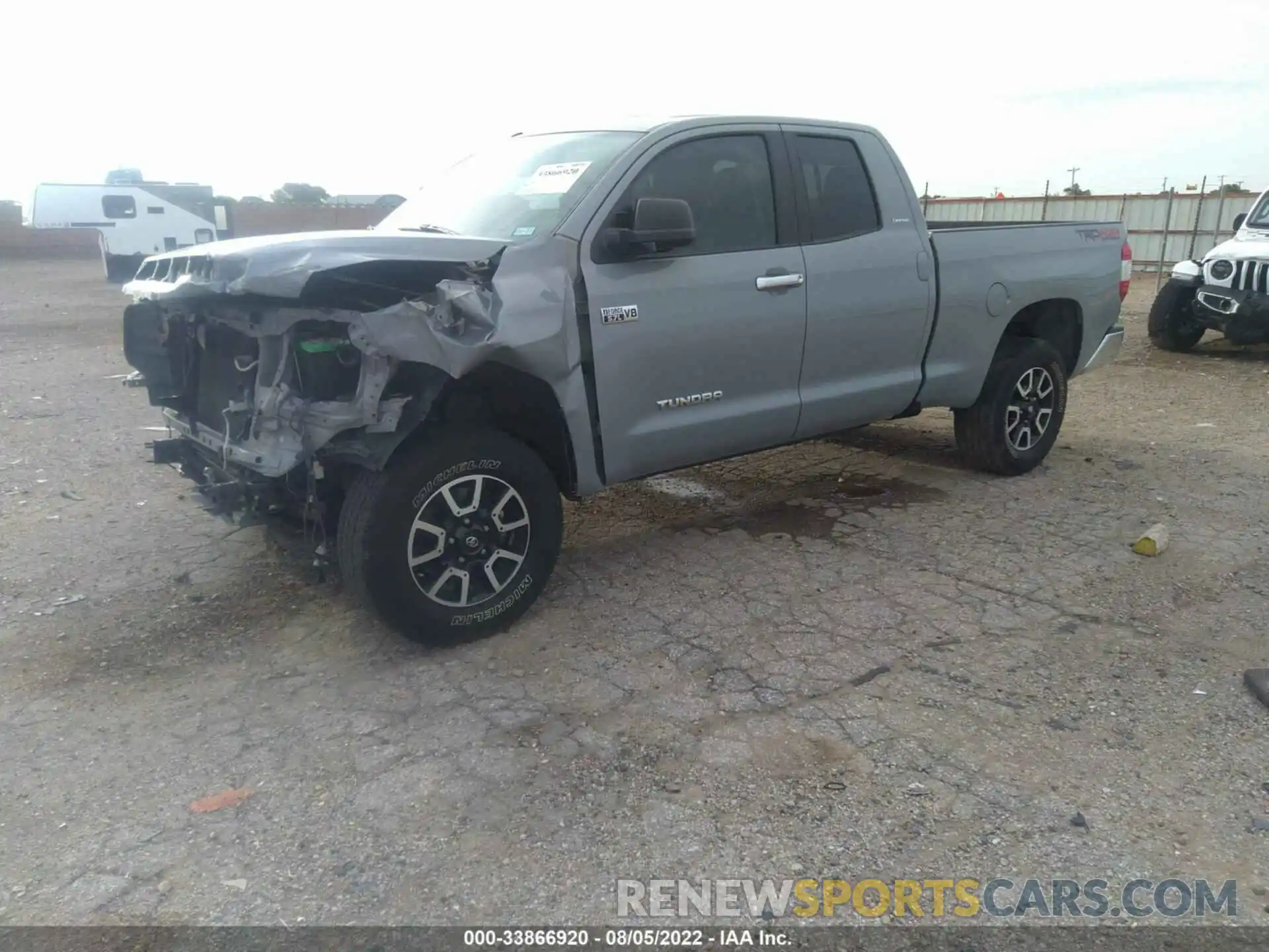 2 Photograph of a damaged car 5TFBY5F17KX840110 TOYOTA TUNDRA 4WD 2019