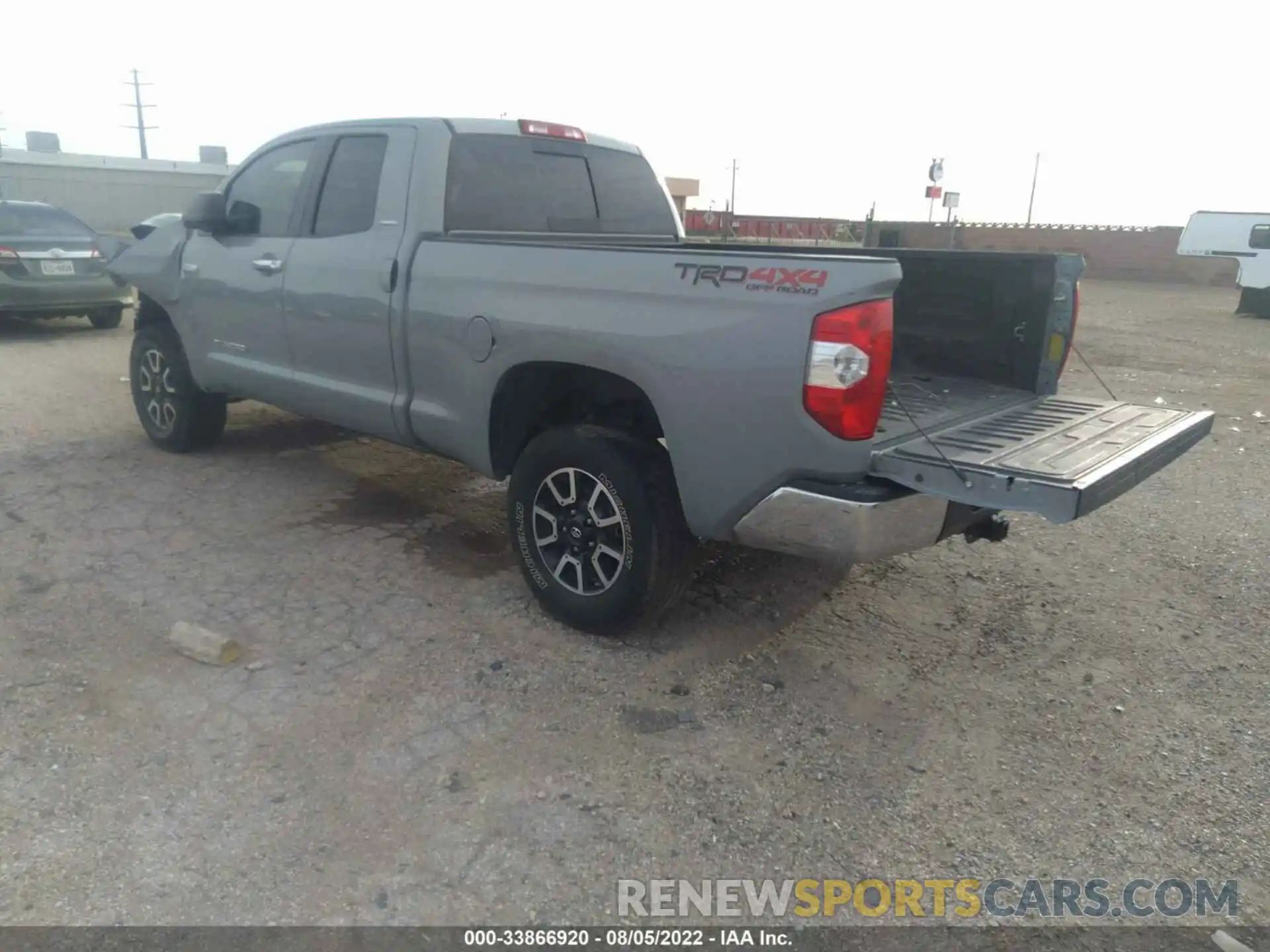 3 Photograph of a damaged car 5TFBY5F17KX840110 TOYOTA TUNDRA 4WD 2019