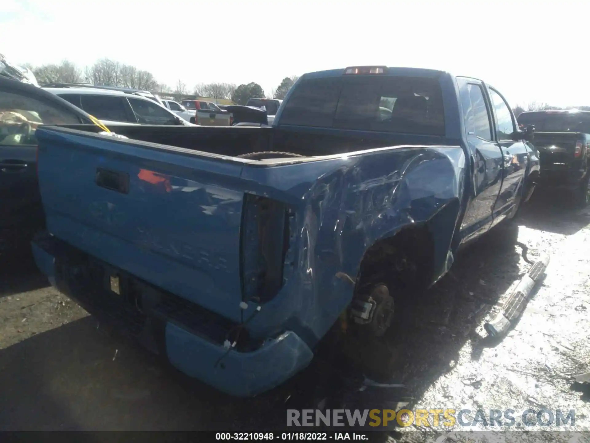 4 Photograph of a damaged car 5TFBY5F18KX870345 TOYOTA TUNDRA 4WD 2019