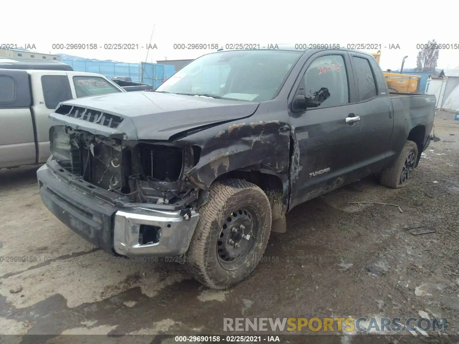 2 Фотография поврежденного автомобиля 5TFBY5F1XKX836326 TOYOTA TUNDRA 4WD 2019