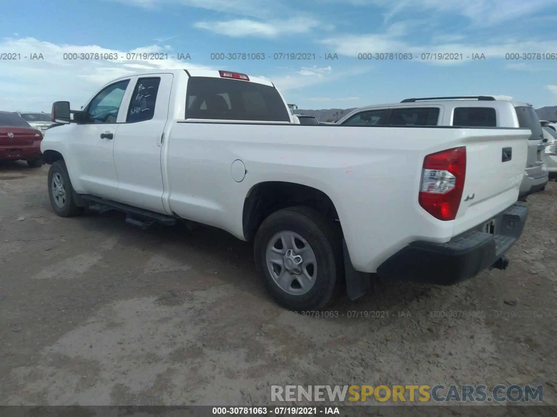 3 Photograph of a damaged car 5TFCY5F10KX025123 TOYOTA TUNDRA 4WD 2019