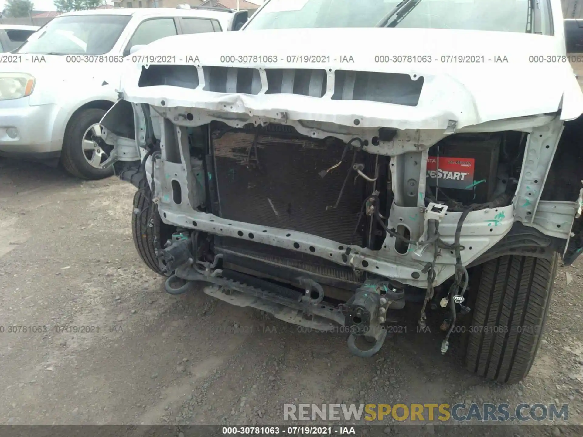 6 Photograph of a damaged car 5TFCY5F10KX025123 TOYOTA TUNDRA 4WD 2019