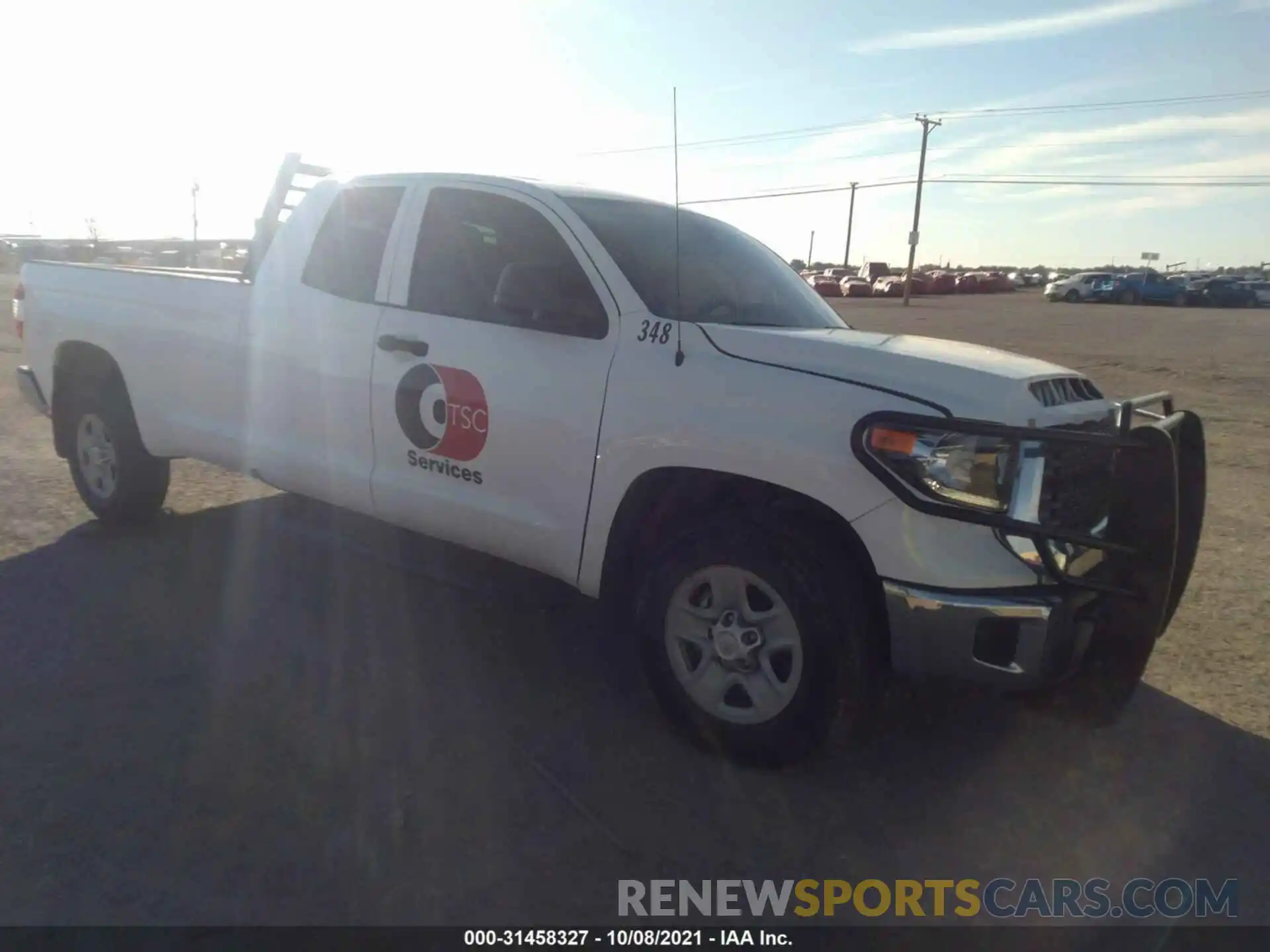 1 Photograph of a damaged car 5TFCY5F12KX025379 TOYOTA TUNDRA 4WD 2019