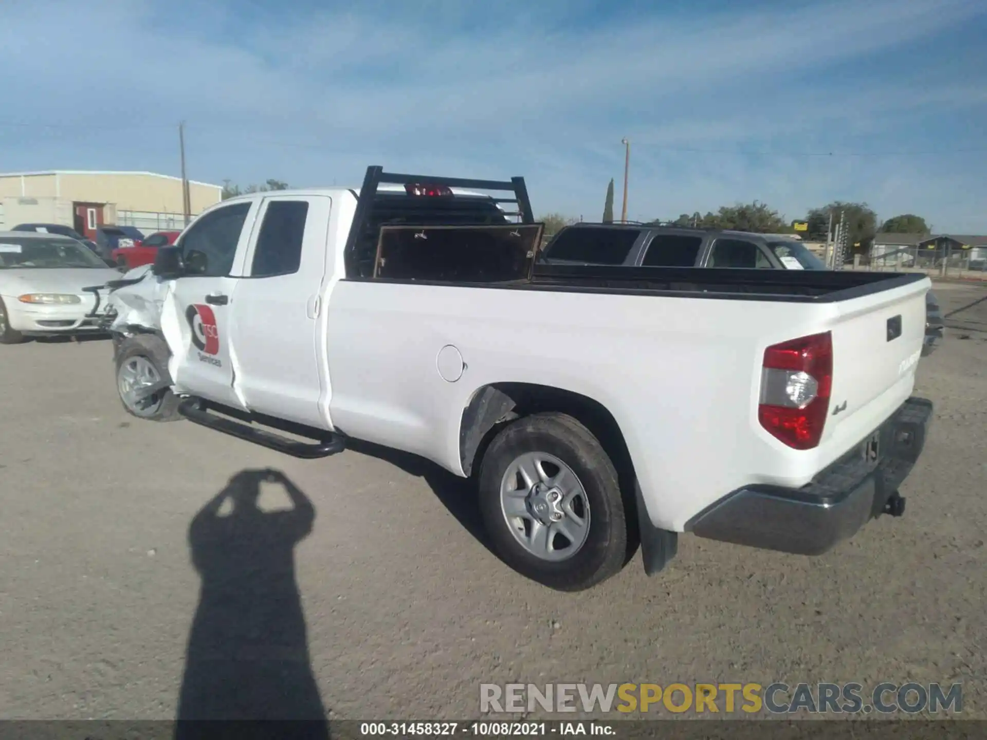 3 Photograph of a damaged car 5TFCY5F12KX025379 TOYOTA TUNDRA 4WD 2019