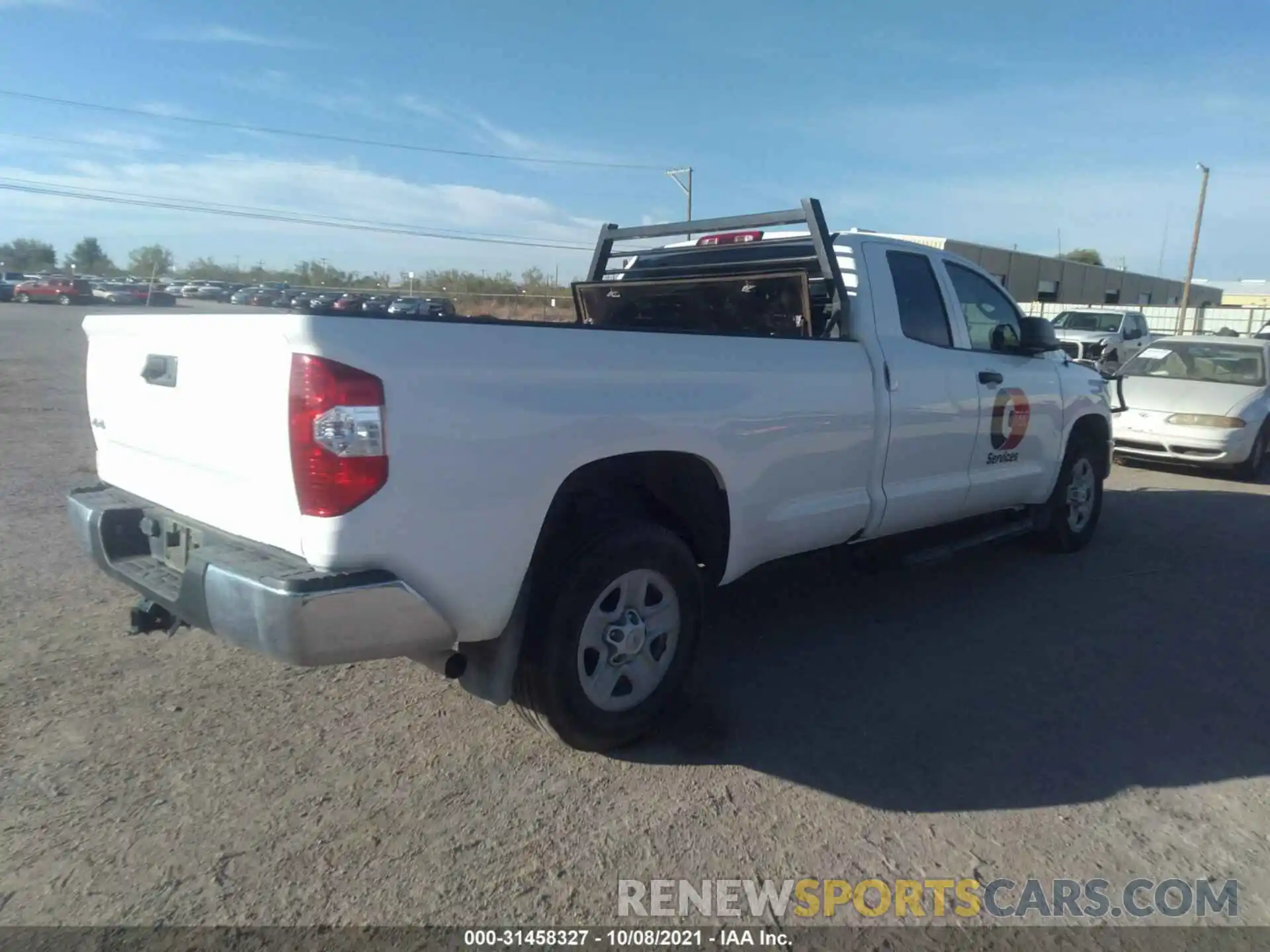 4 Photograph of a damaged car 5TFCY5F12KX025379 TOYOTA TUNDRA 4WD 2019