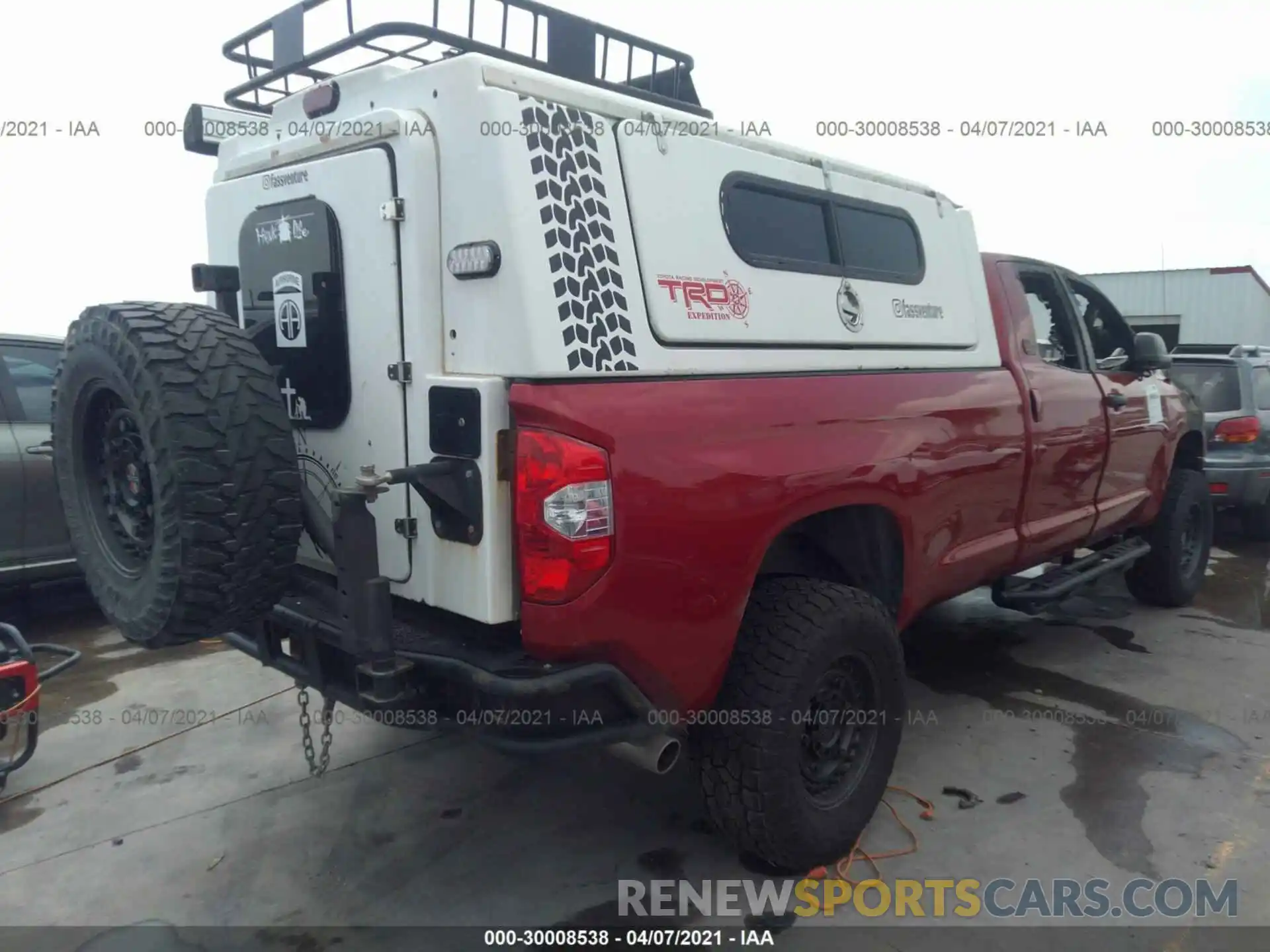 4 Photograph of a damaged car 5TFCY5F13KX024452 TOYOTA TUNDRA 4WD 2019