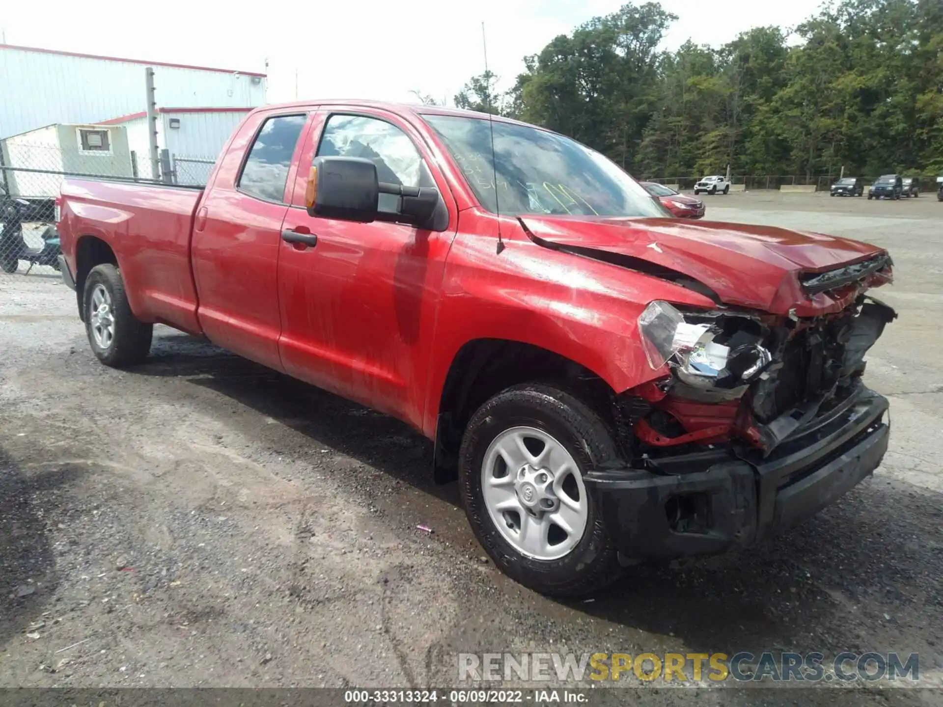 1 Photograph of a damaged car 5TFCY5F16KX024719 TOYOTA TUNDRA 4WD 2019