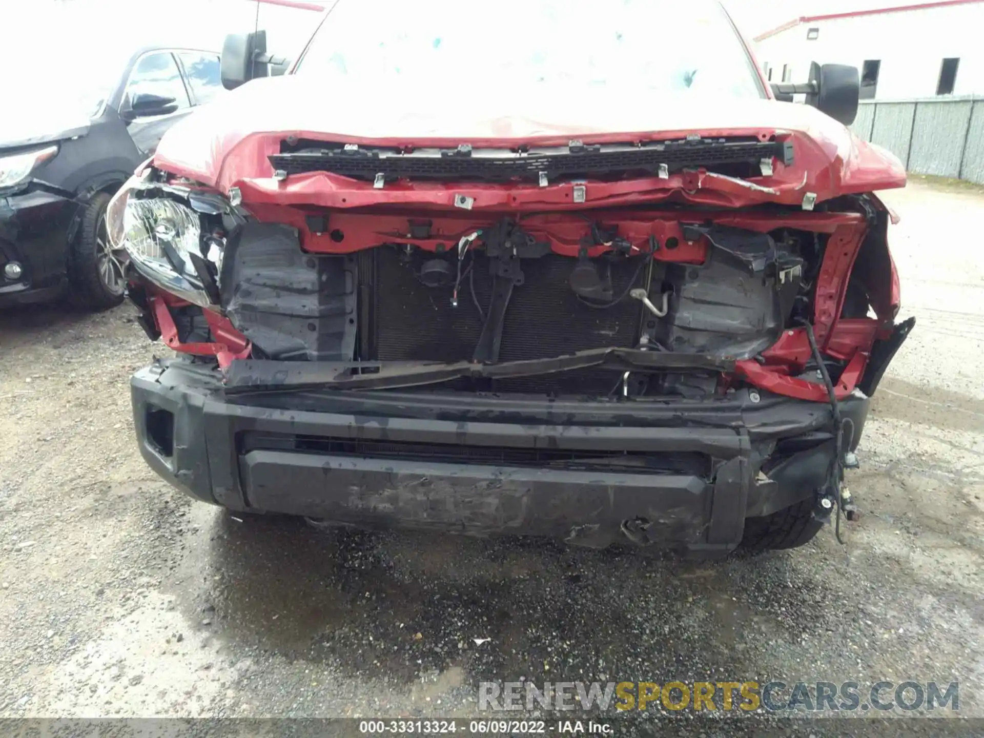 6 Photograph of a damaged car 5TFCY5F16KX024719 TOYOTA TUNDRA 4WD 2019