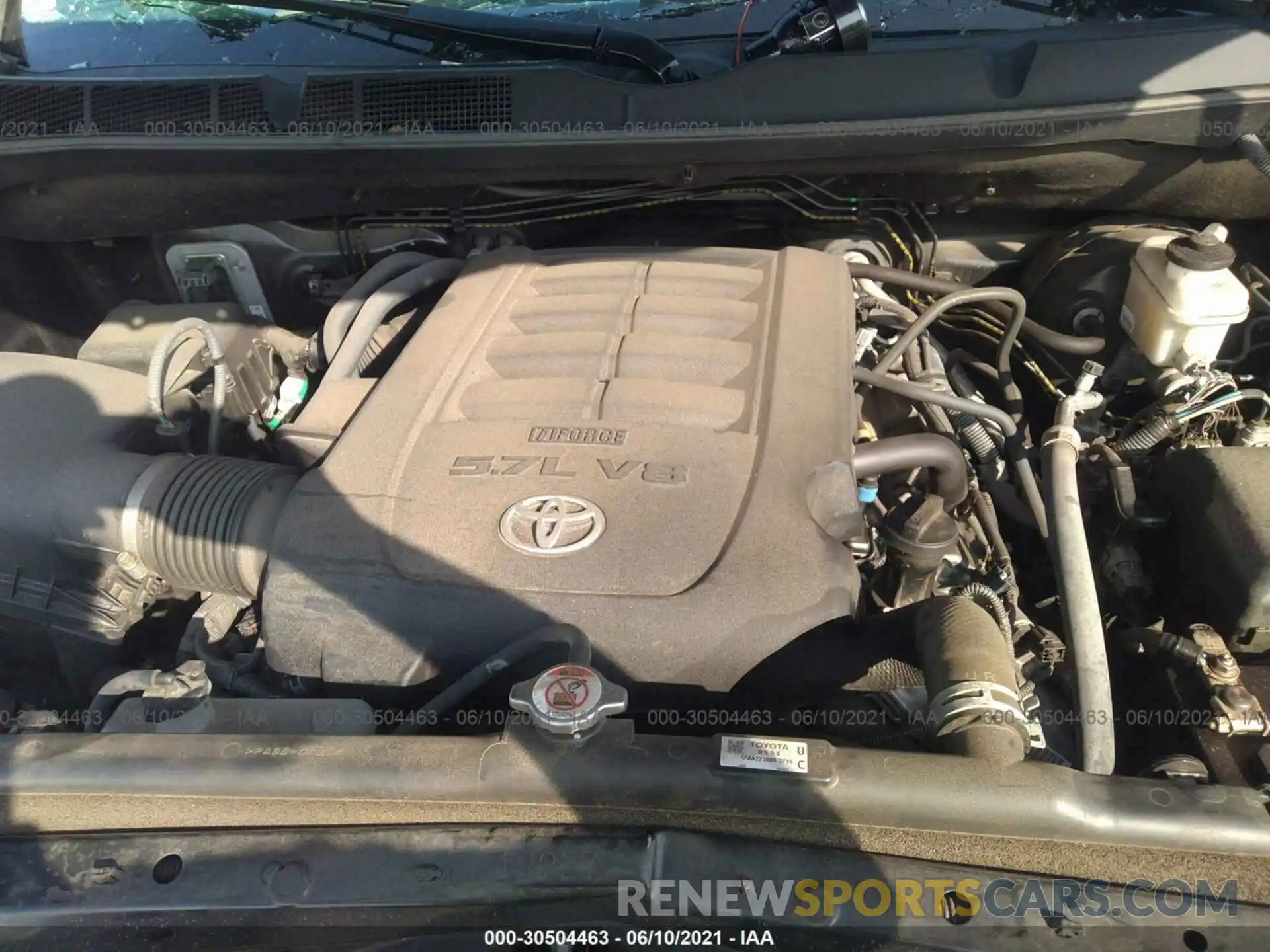 10 Photograph of a damaged car 5TFCY5F17KX024213 TOYOTA TUNDRA 4WD 2019