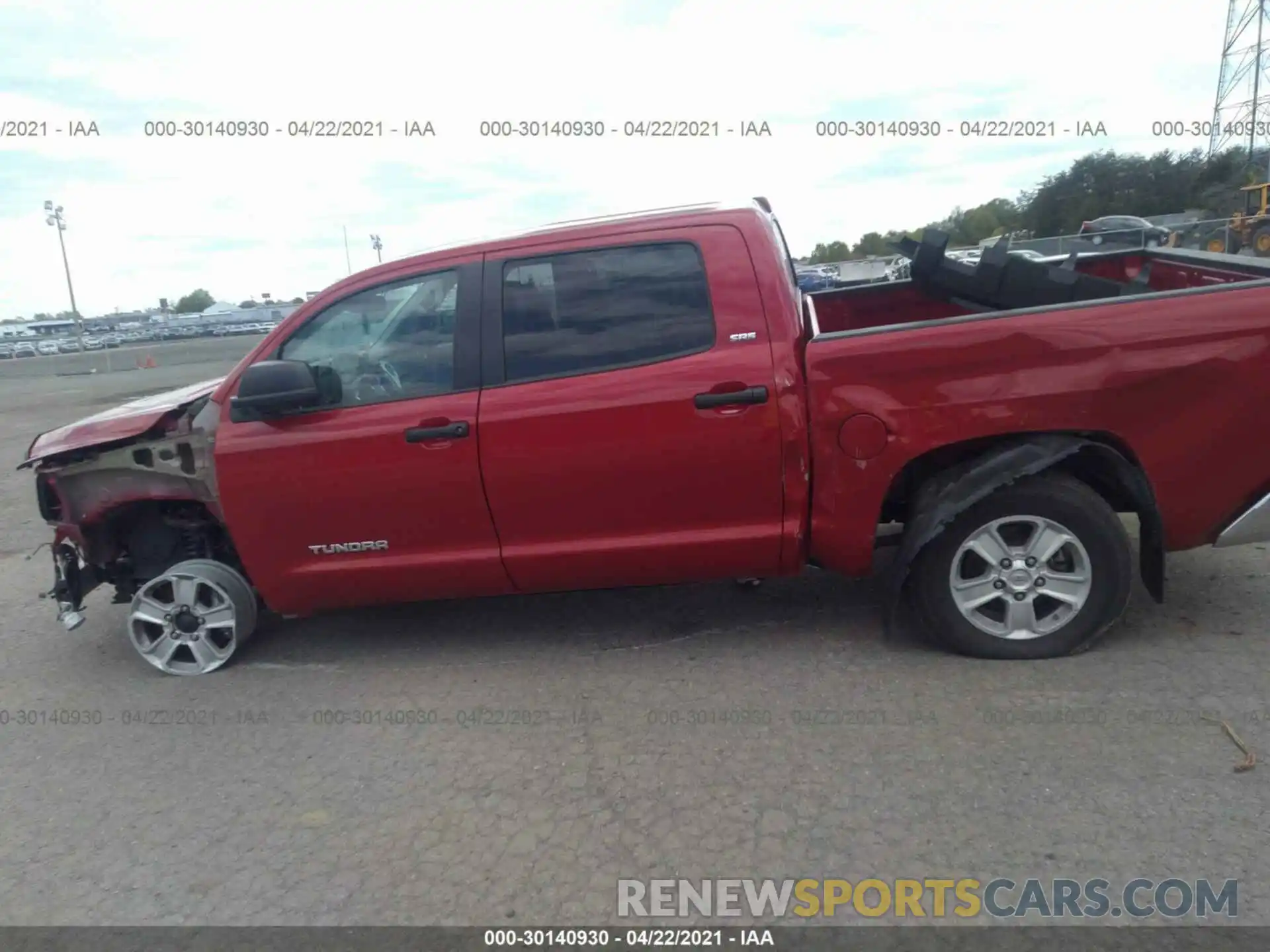 6 Photograph of a damaged car 5TFDM5F10KX081532 TOYOTA TUNDRA 4WD 2019