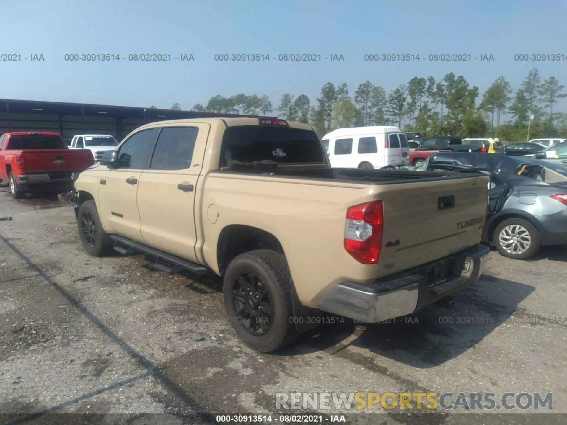 3 Photograph of a damaged car 5TFDW5F10KX780671 TOYOTA TUNDRA 4WD 2019