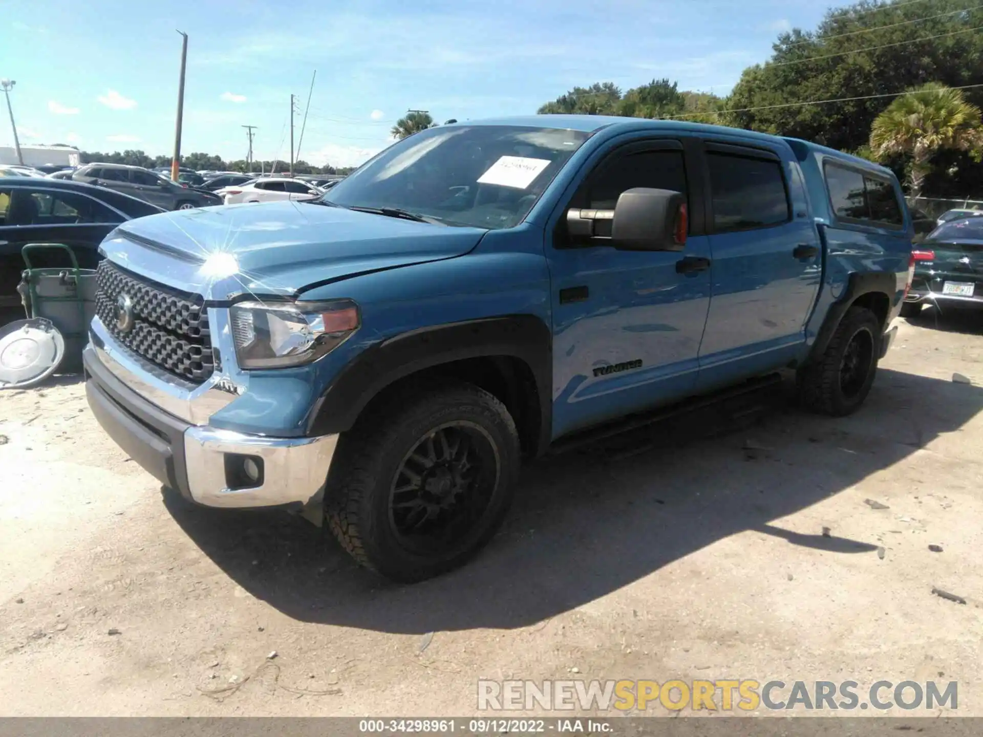 2 Photograph of a damaged car 5TFDW5F10KX790312 TOYOTA TUNDRA 4WD 2019