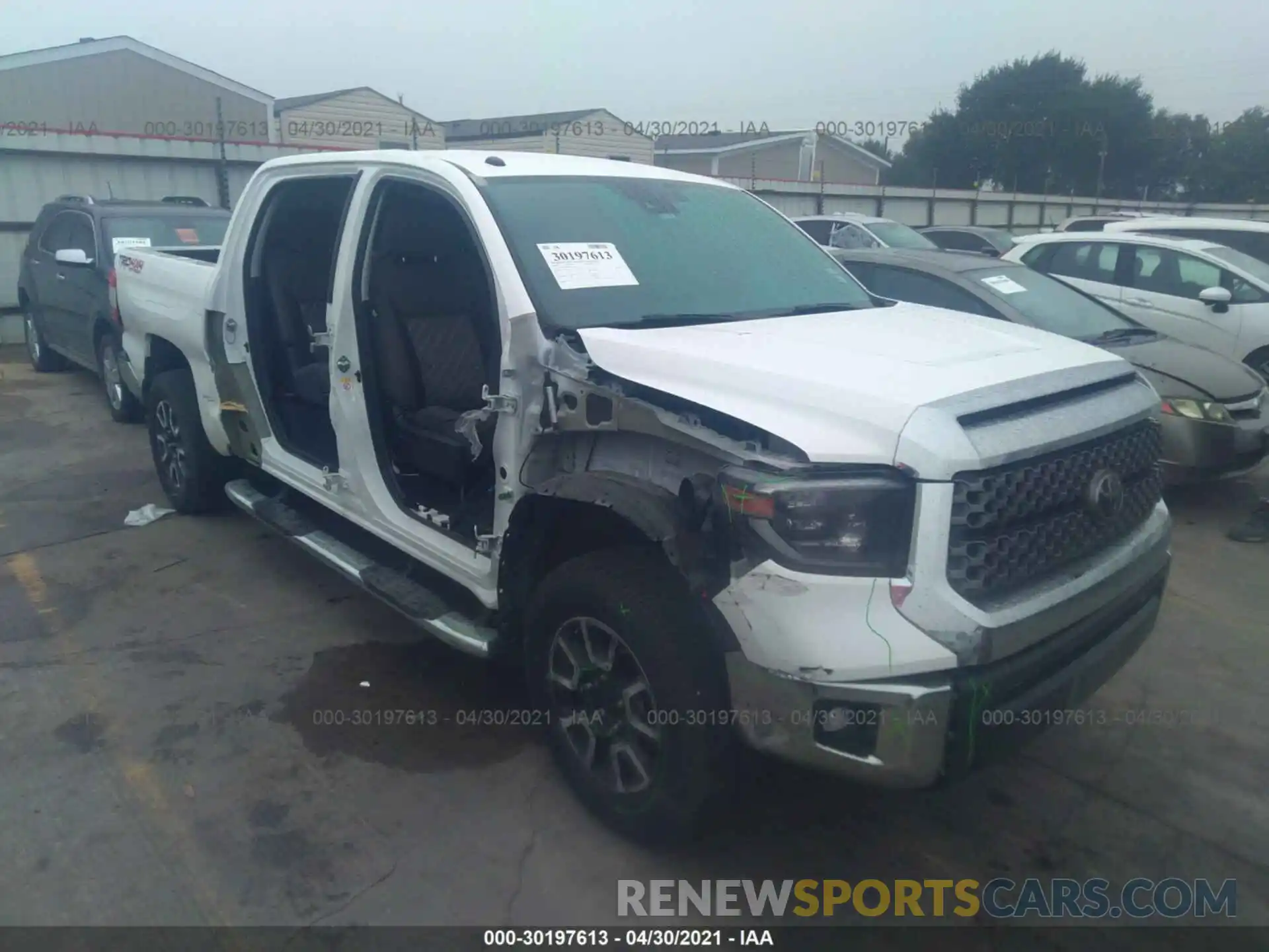 1 Photograph of a damaged car 5TFDW5F10KX797566 TOYOTA TUNDRA 4WD 2019