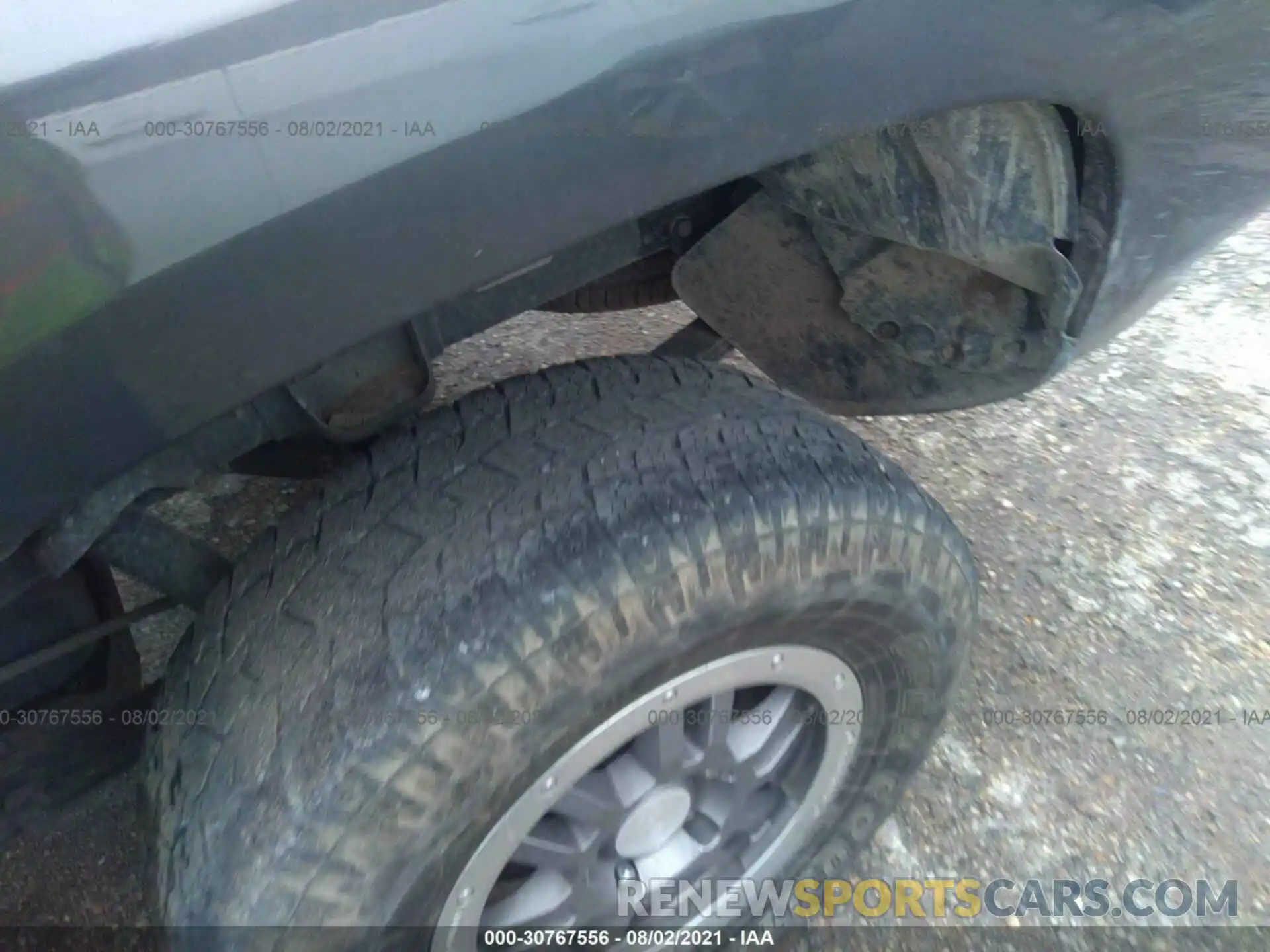 13 Photograph of a damaged car 5TFDW5F10KX816228 TOYOTA TUNDRA 4WD 2019