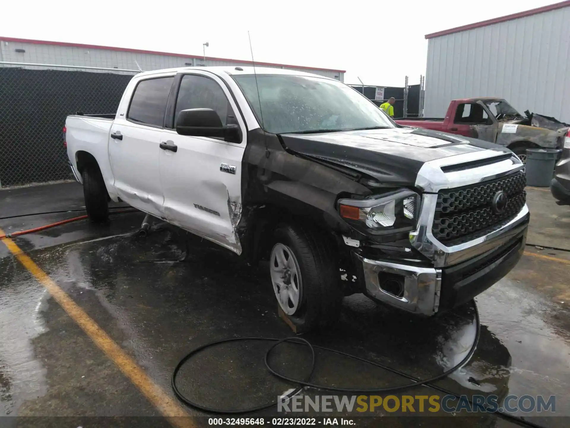 1 Photograph of a damaged car 5TFDW5F10KX821185 TOYOTA TUNDRA 4WD 2019