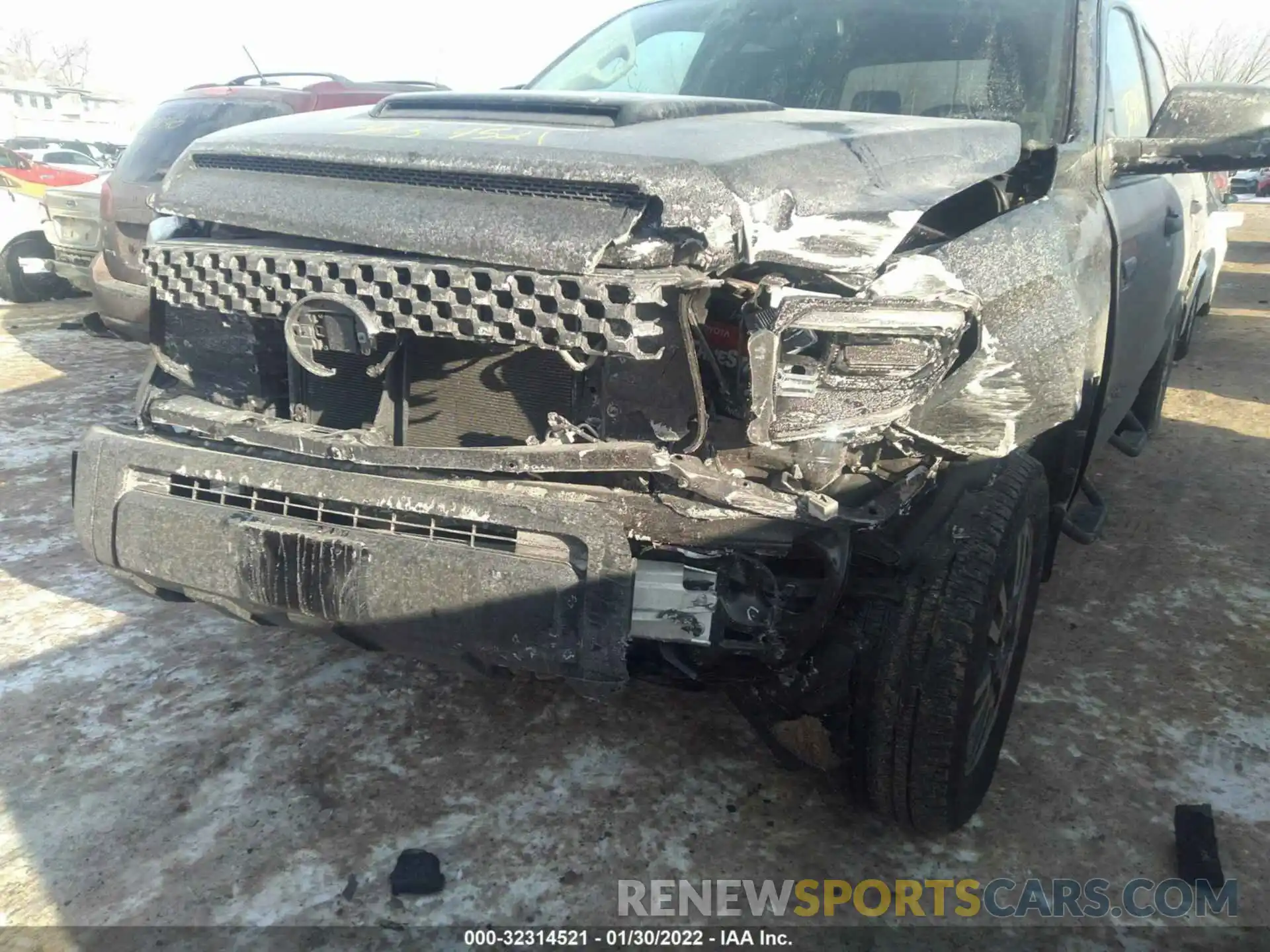 6 Photograph of a damaged car 5TFDW5F11KX859881 TOYOTA TUNDRA 4WD 2019