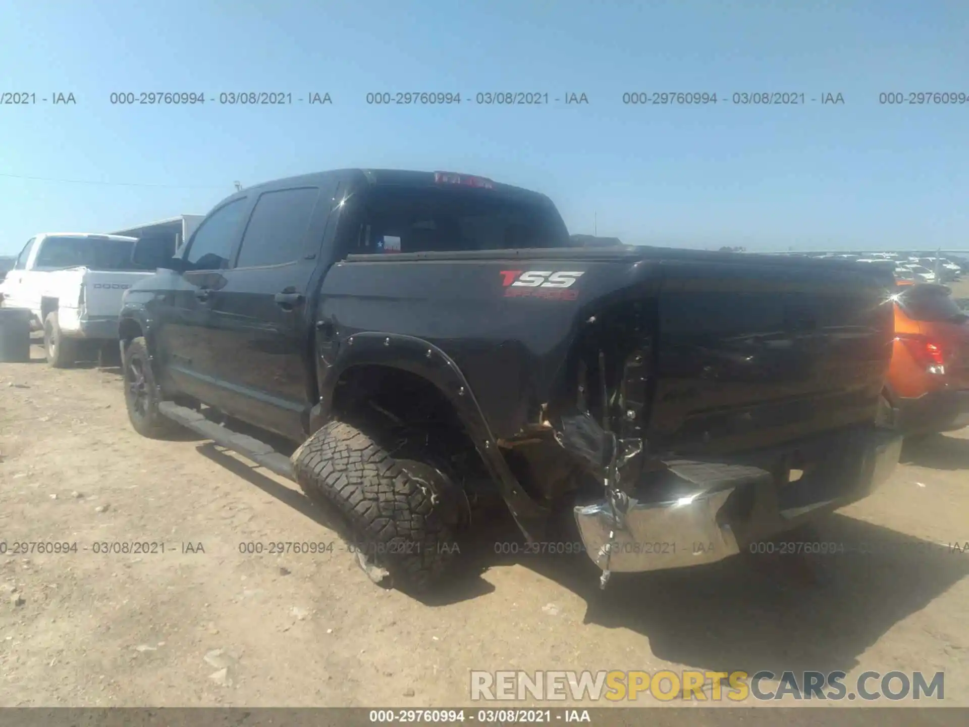 6 Photograph of a damaged car 5TFDW5F11KX866538 TOYOTA TUNDRA 4WD 2019