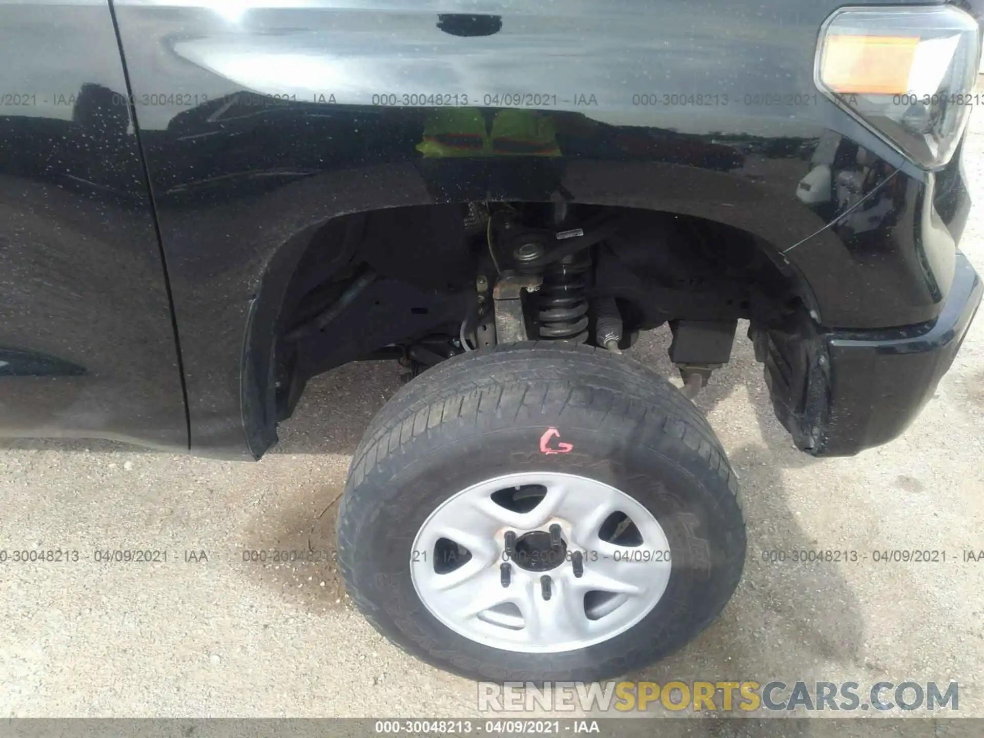 14 Photograph of a damaged car 5TFDW5F12KX869402 TOYOTA TUNDRA 4WD 2019