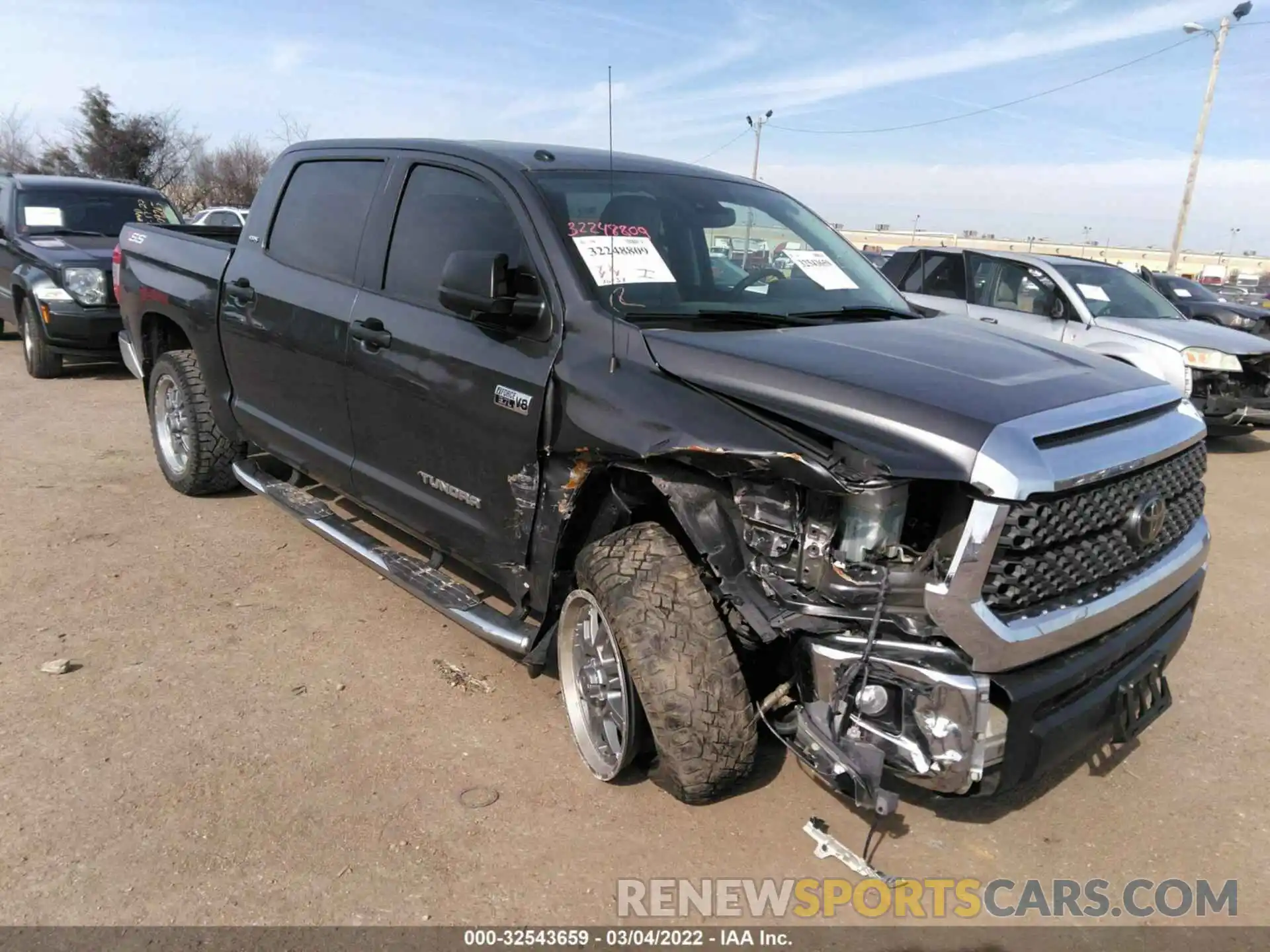 1 Photograph of a damaged car 5TFDW5F13KX801321 TOYOTA TUNDRA 4WD 2019