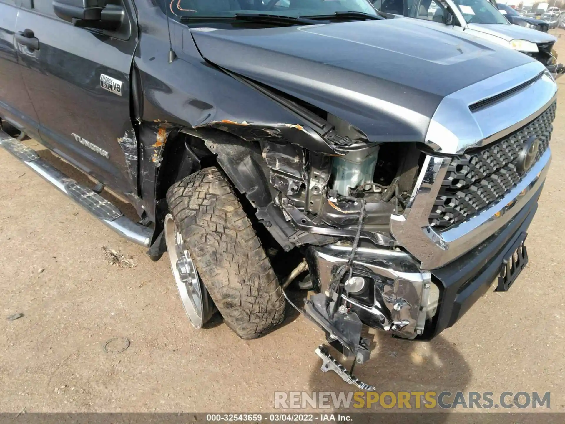 6 Photograph of a damaged car 5TFDW5F13KX801321 TOYOTA TUNDRA 4WD 2019