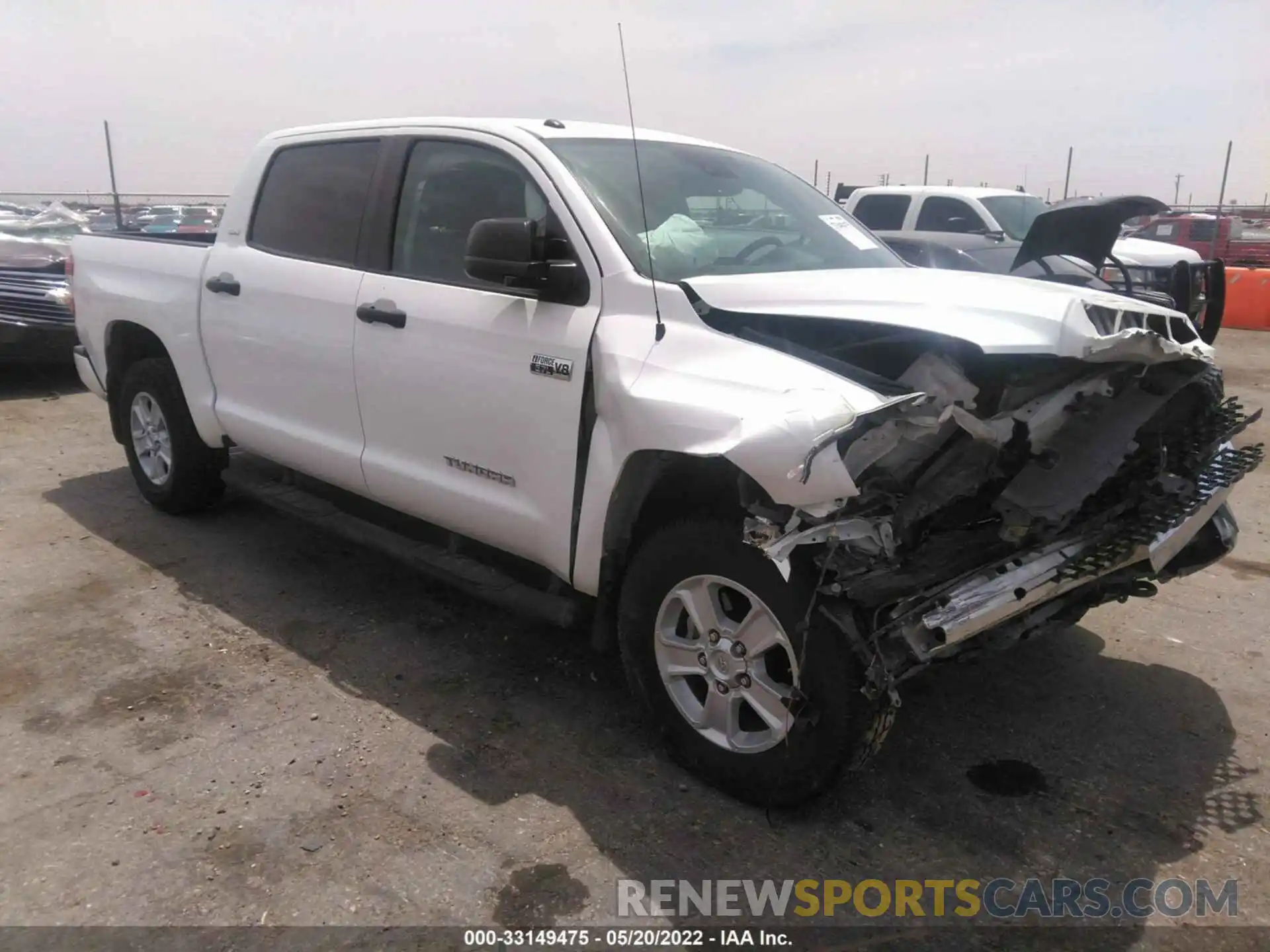 1 Photograph of a damaged car 5TFDW5F13KX839406 TOYOTA TUNDRA 4WD 2019