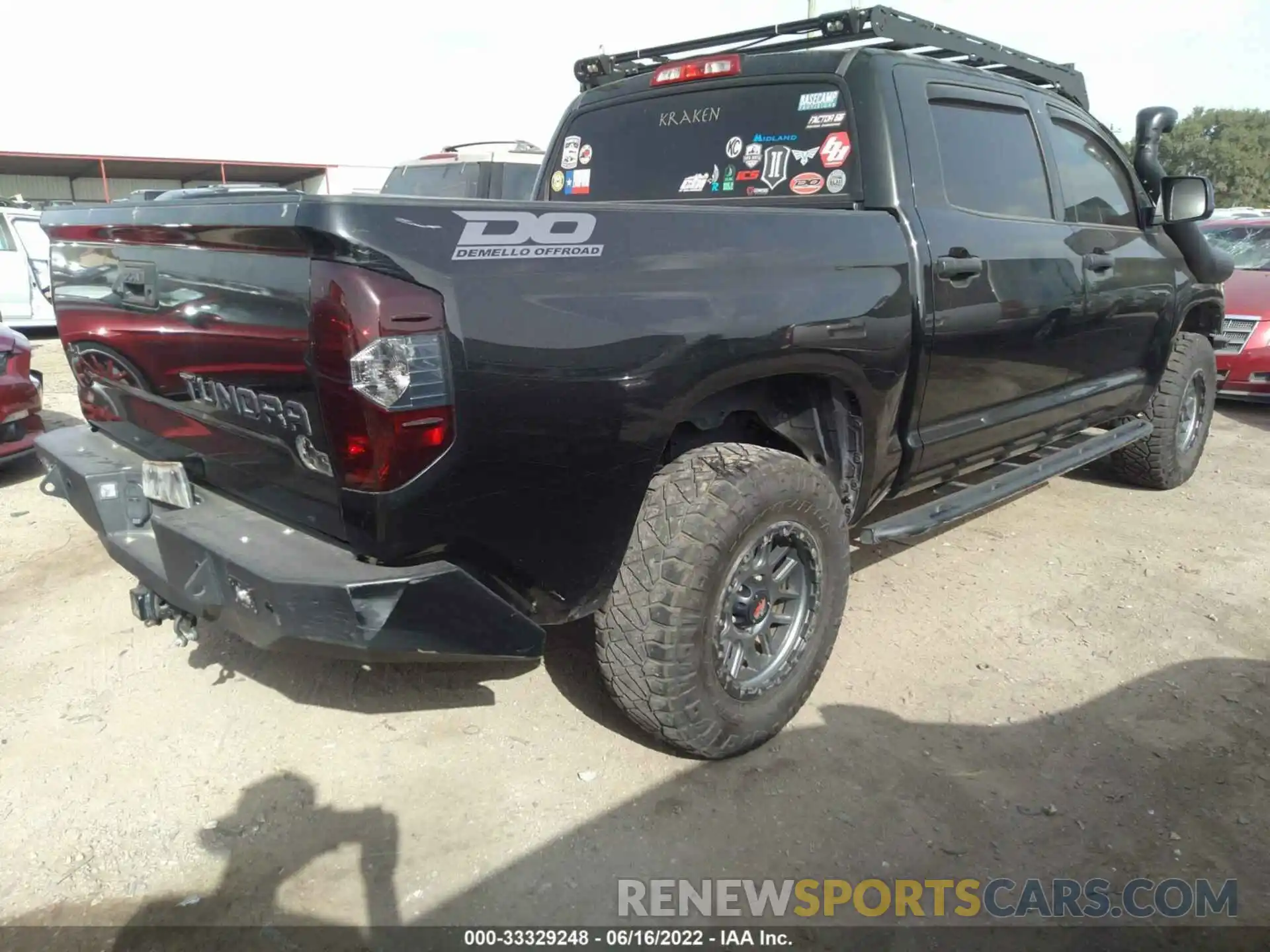 4 Photograph of a damaged car 5TFDW5F14KX830200 TOYOTA TUNDRA 4WD 2019