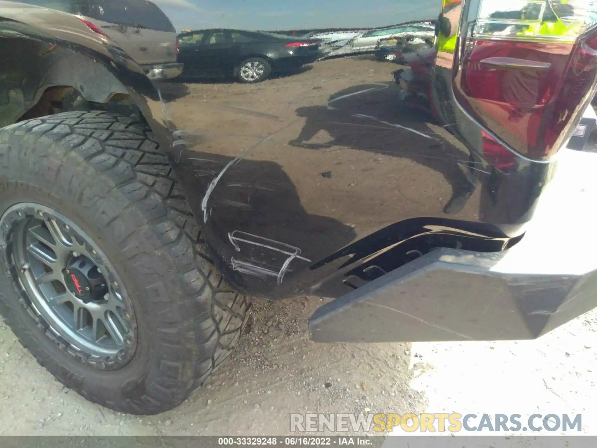 6 Photograph of a damaged car 5TFDW5F14KX830200 TOYOTA TUNDRA 4WD 2019