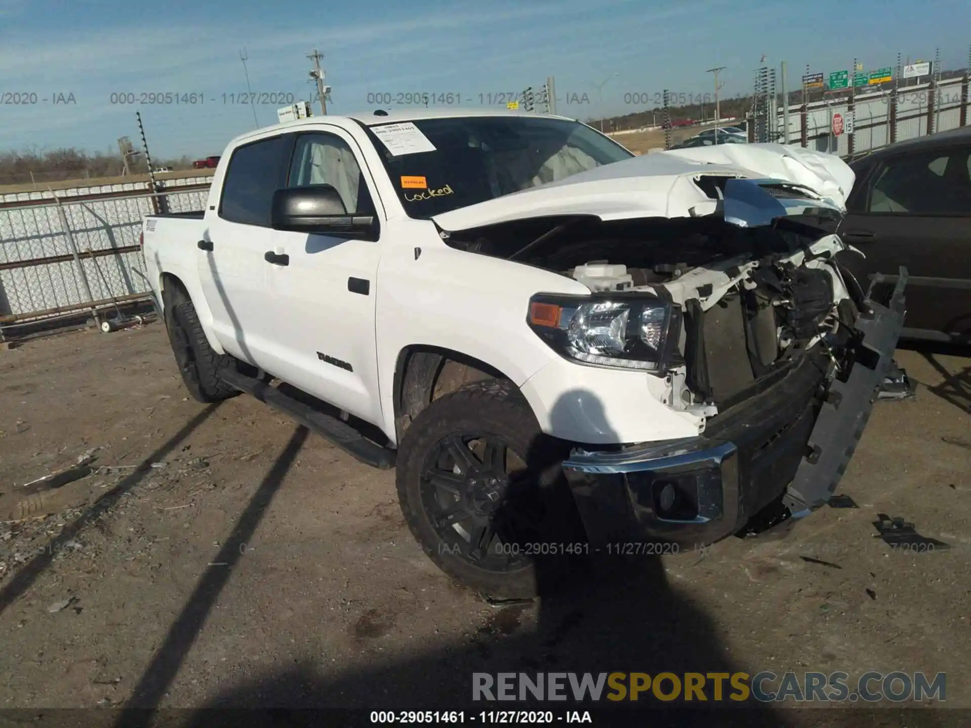 1 Photograph of a damaged car 5TFDW5F14KX843299 TOYOTA TUNDRA 4WD 2019