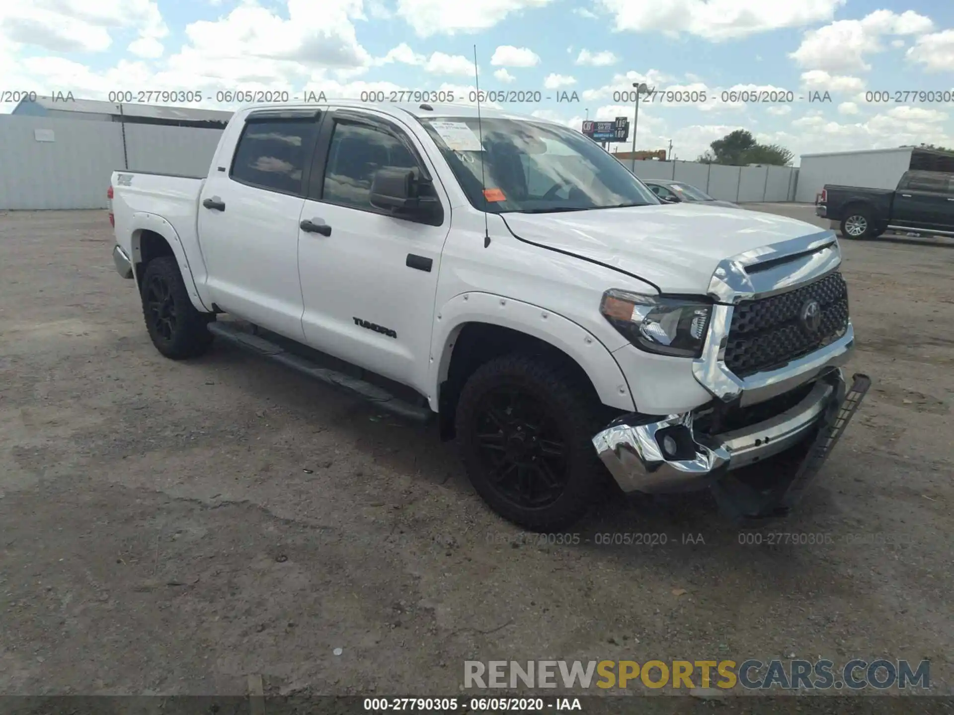 1 Photograph of a damaged car 5TFDW5F15KX801174 TOYOTA TUNDRA 4WD 2019