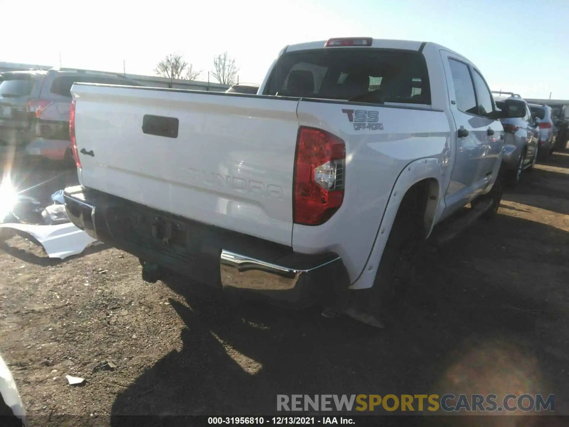 4 Photograph of a damaged car 5TFDW5F15KX801868 TOYOTA TUNDRA 4WD 2019