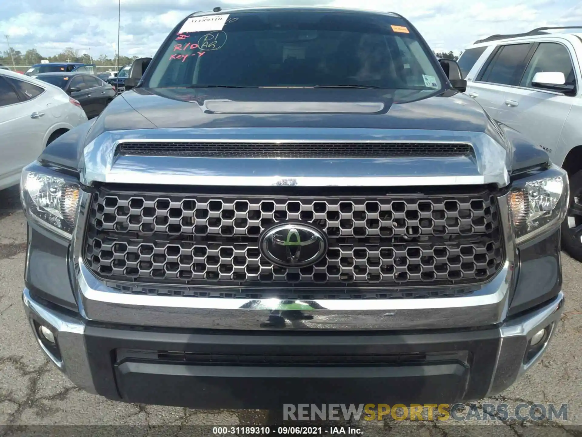 6 Photograph of a damaged car 5TFDW5F15KX867918 TOYOTA TUNDRA 4WD 2019