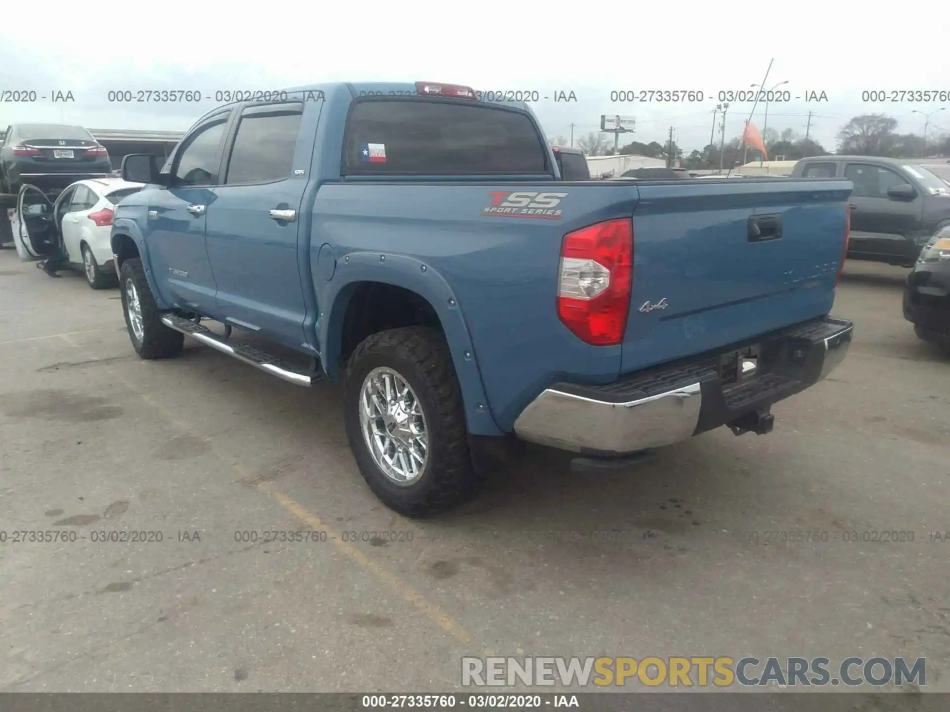 3 Photograph of a damaged car 5TFDW5F16KX780576 TOYOTA TUNDRA 4WD 2019