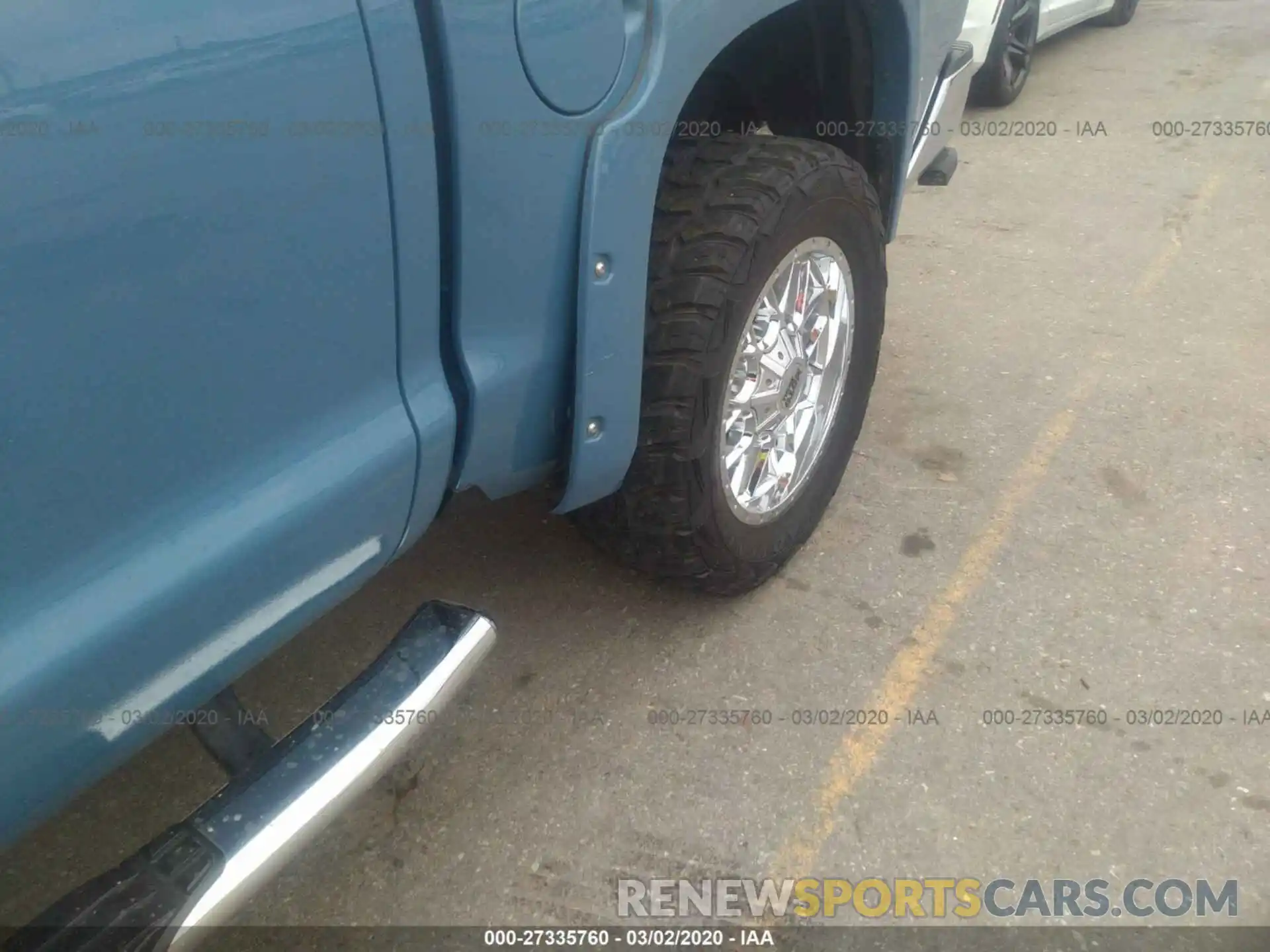 6 Photograph of a damaged car 5TFDW5F16KX780576 TOYOTA TUNDRA 4WD 2019