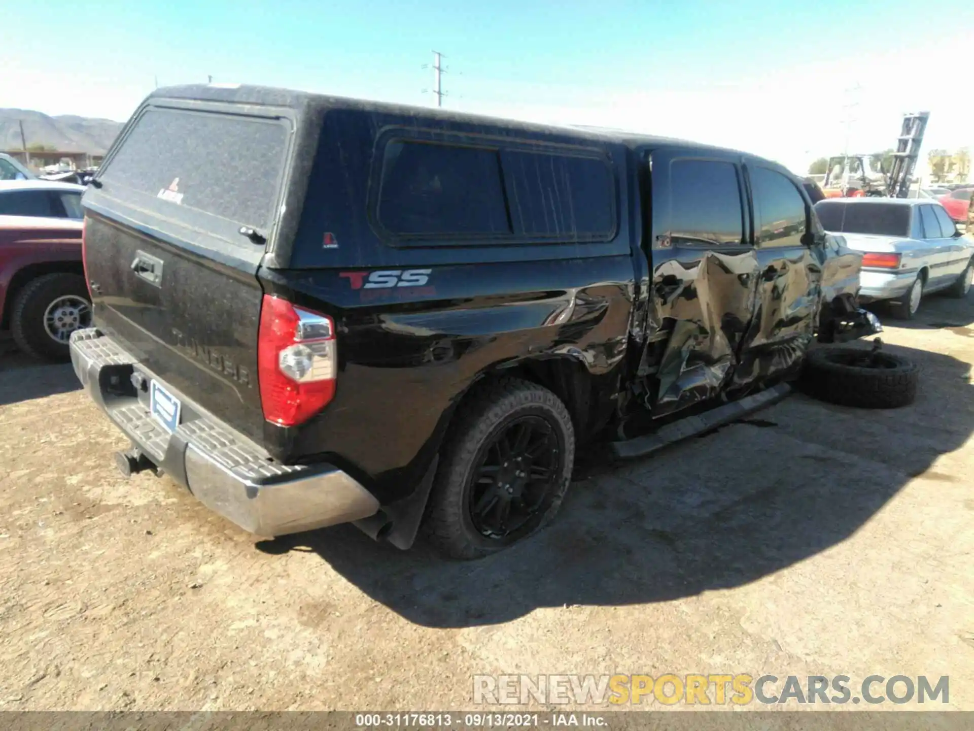 4 Photograph of a damaged car 5TFDW5F16KX797166 TOYOTA TUNDRA 4WD 2019