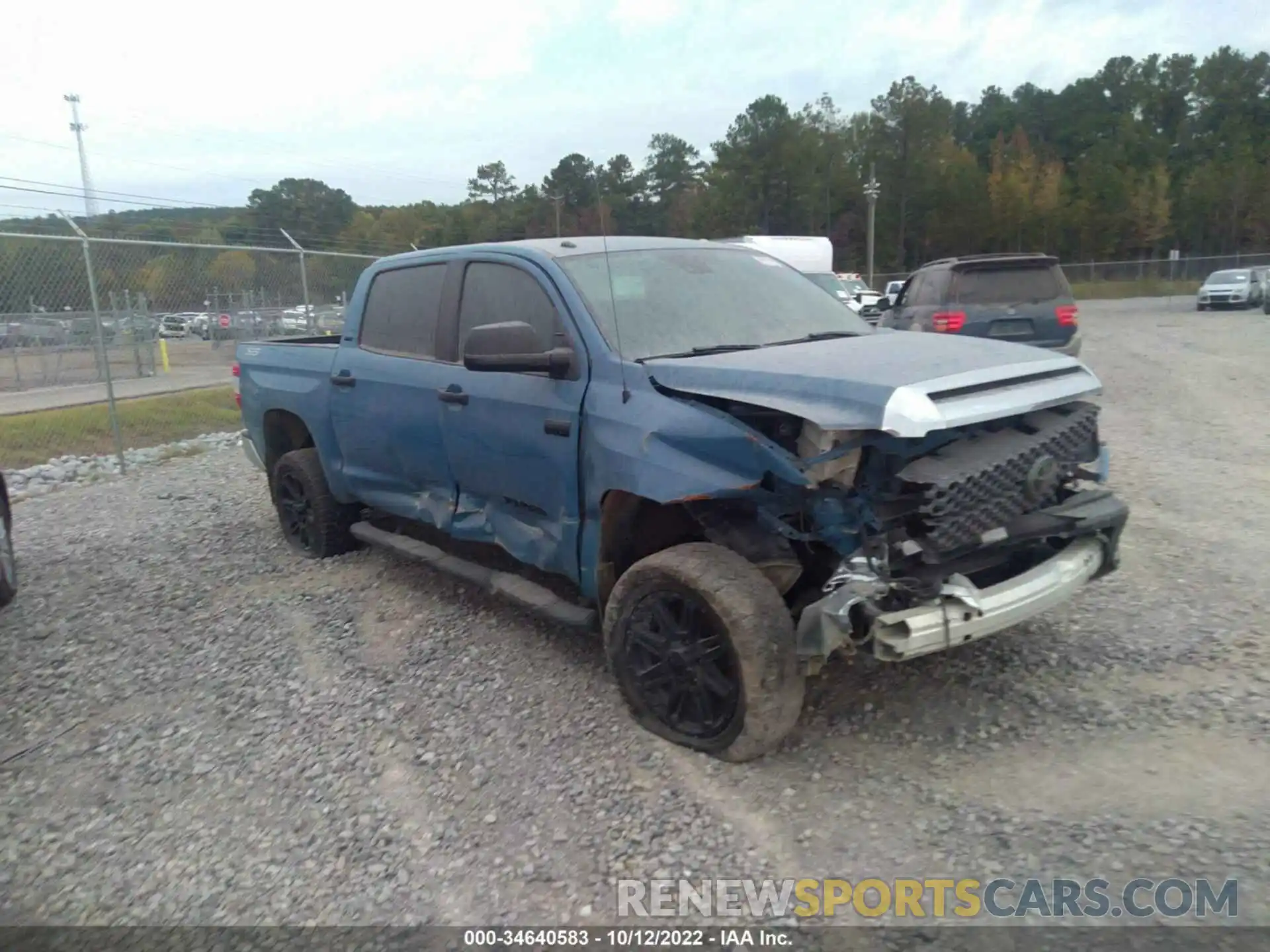 1 Photograph of a damaged car 5TFDW5F16KX864204 TOYOTA TUNDRA 4WD 2019