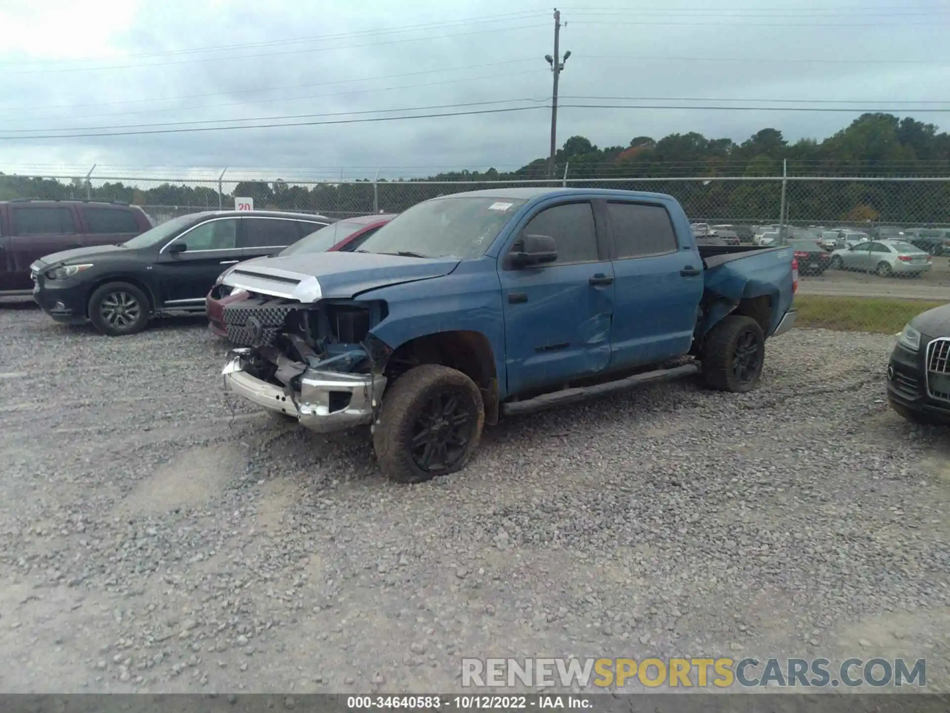 6 Photograph of a damaged car 5TFDW5F16KX864204 TOYOTA TUNDRA 4WD 2019