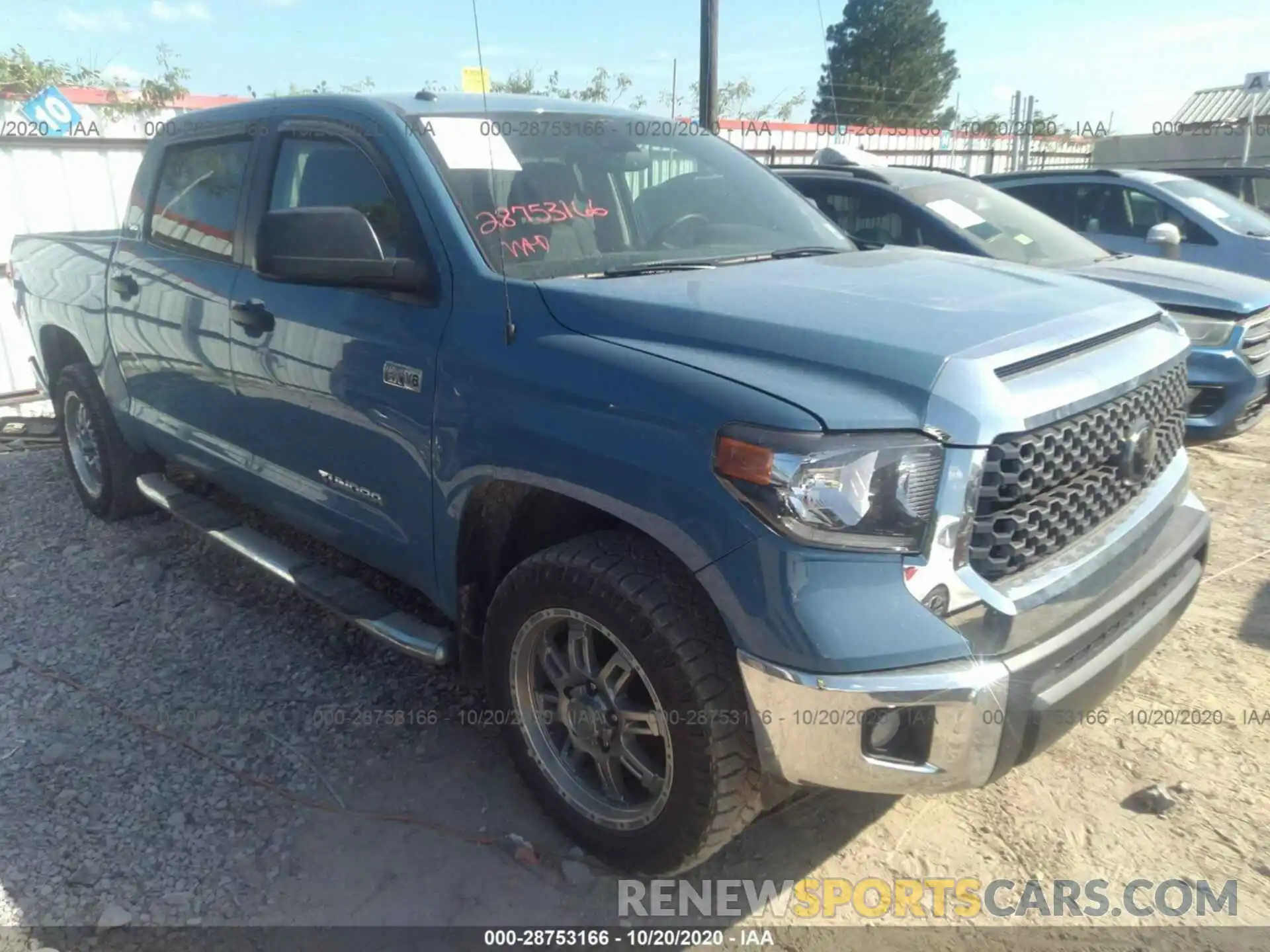 1 Photograph of a damaged car 5TFDW5F19KX844478 TOYOTA TUNDRA 4WD 2019